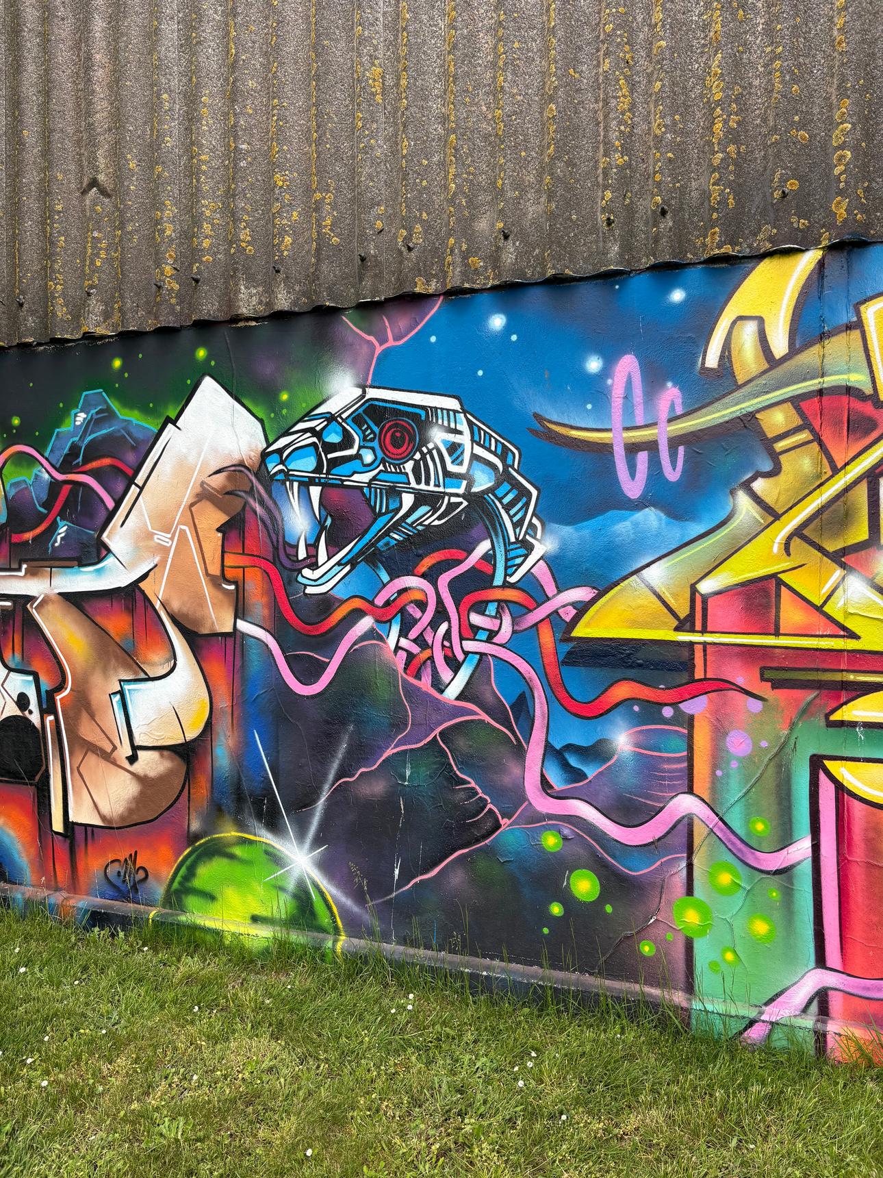 —Grafittiwand Oststr.
