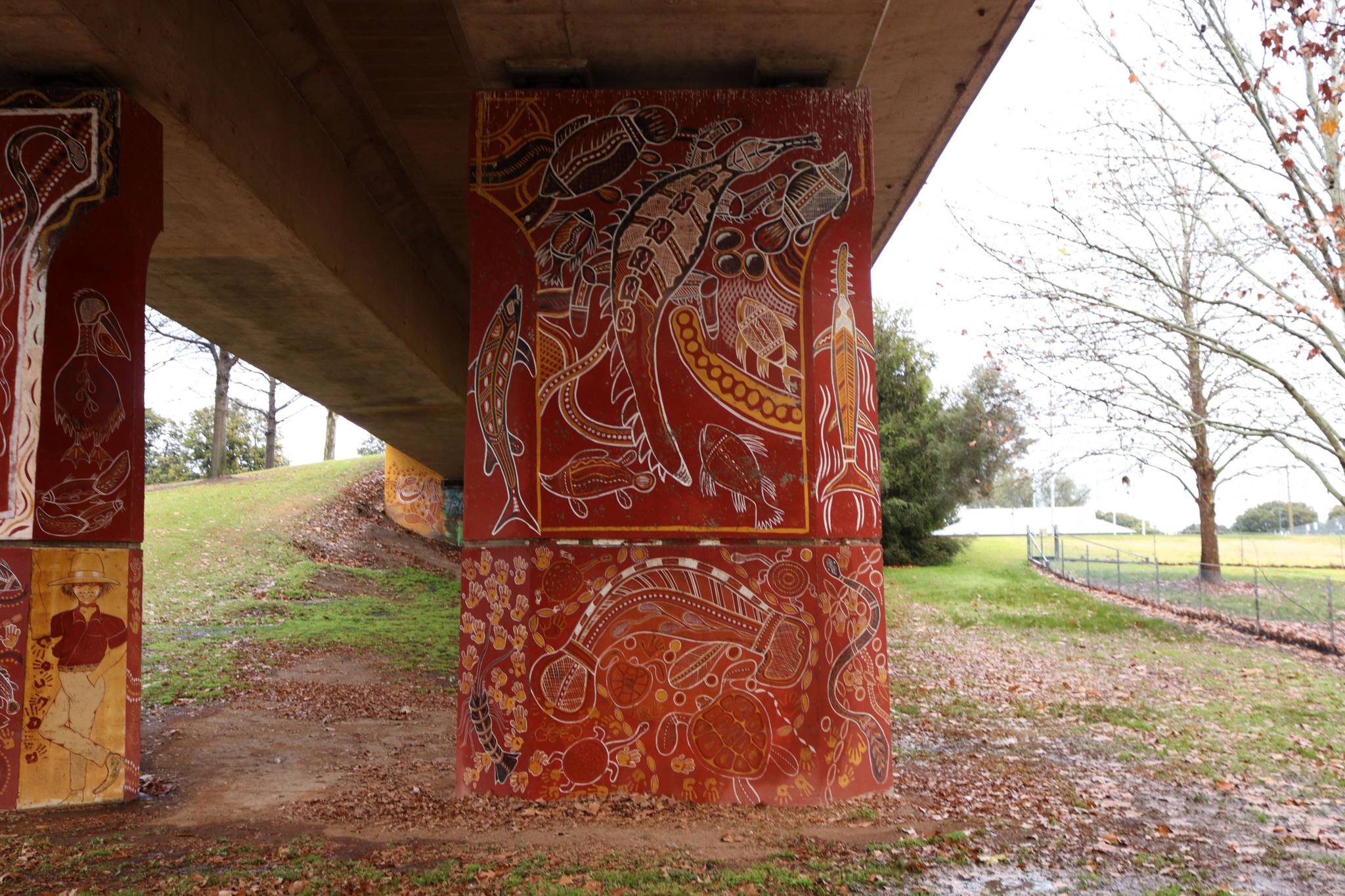 Kym Freeman&mdash;Cowra Bridge Pylons