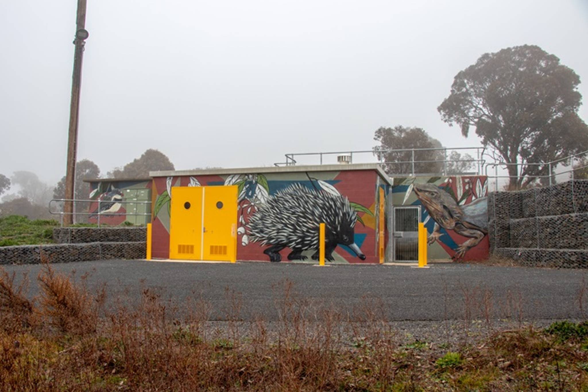 GraffikPaint&mdash;Mugga & Symonston - Water Pump Stations