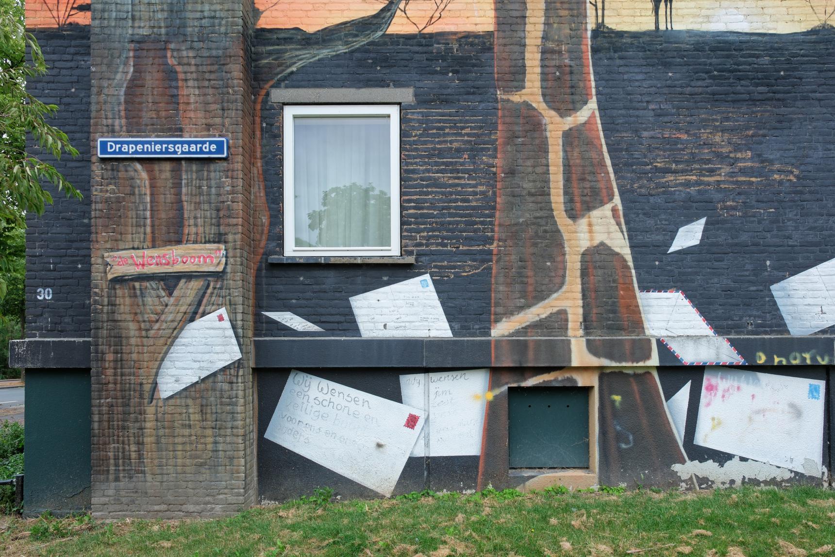 Unknown - Den Haag—De Wensboom (the wishing tree)