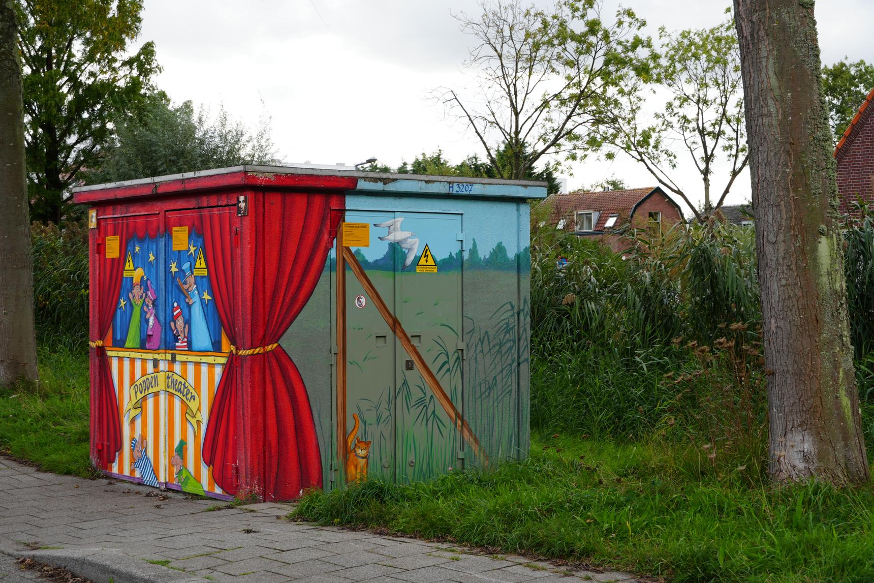 Ivonne van den Nieuwedijk—Poppentheater
