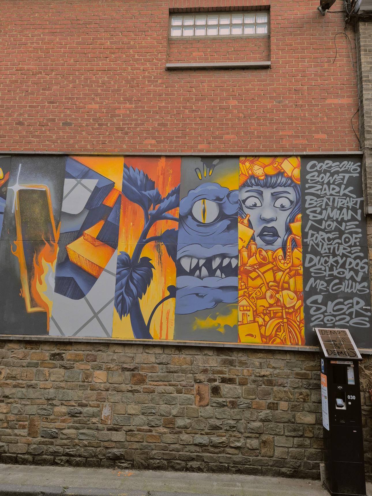 Core246, Sowet, Zark, Ben Trakt, None, Force of Nature, Ducky Dog Show, Mister Gillus, Siger—VRAC out Wall