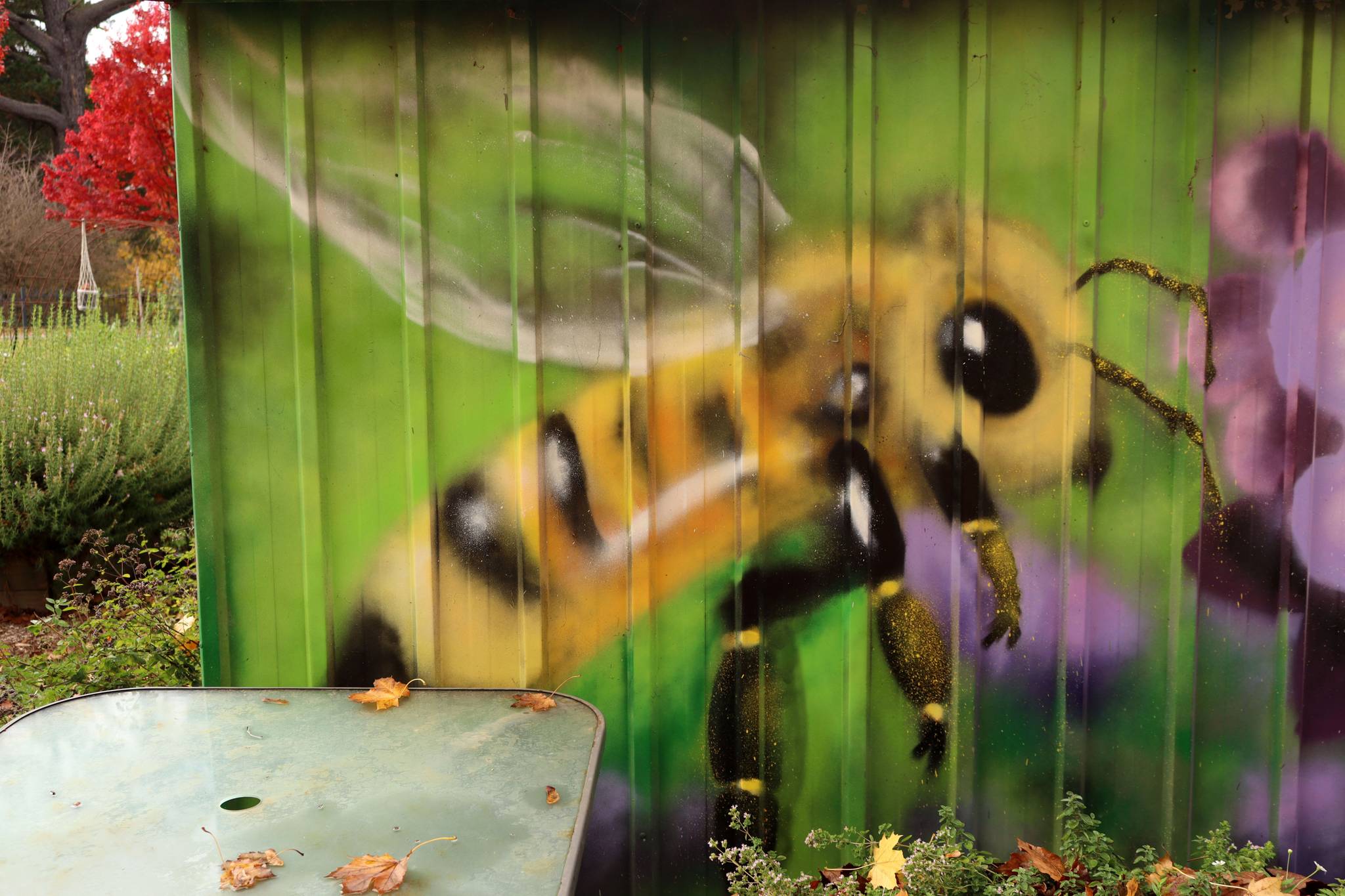 Uncle Cuggs&mdash;Busy Bee Mural