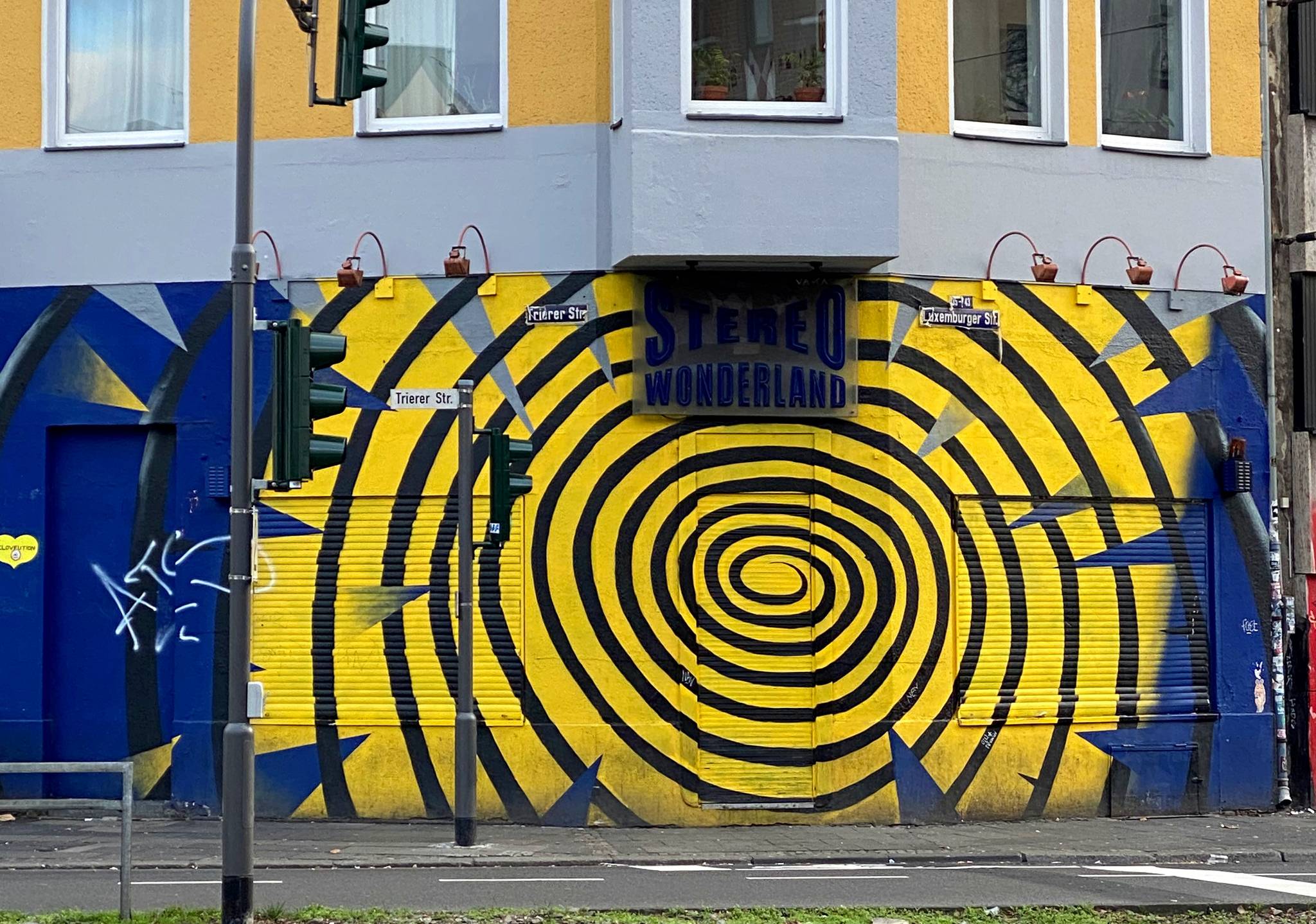 Unknown - Cologne&mdash;Yellow spiral