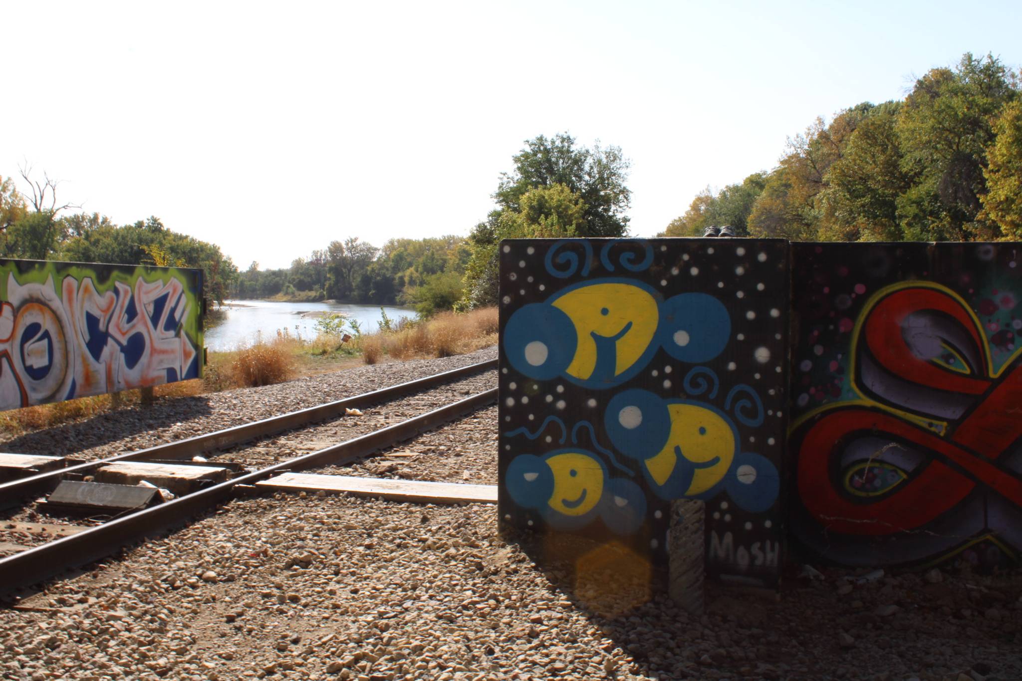 Zern, Dill, Antboy&mdash;Graffiti under MLK Jr. Parkway bridge over Racoon river 