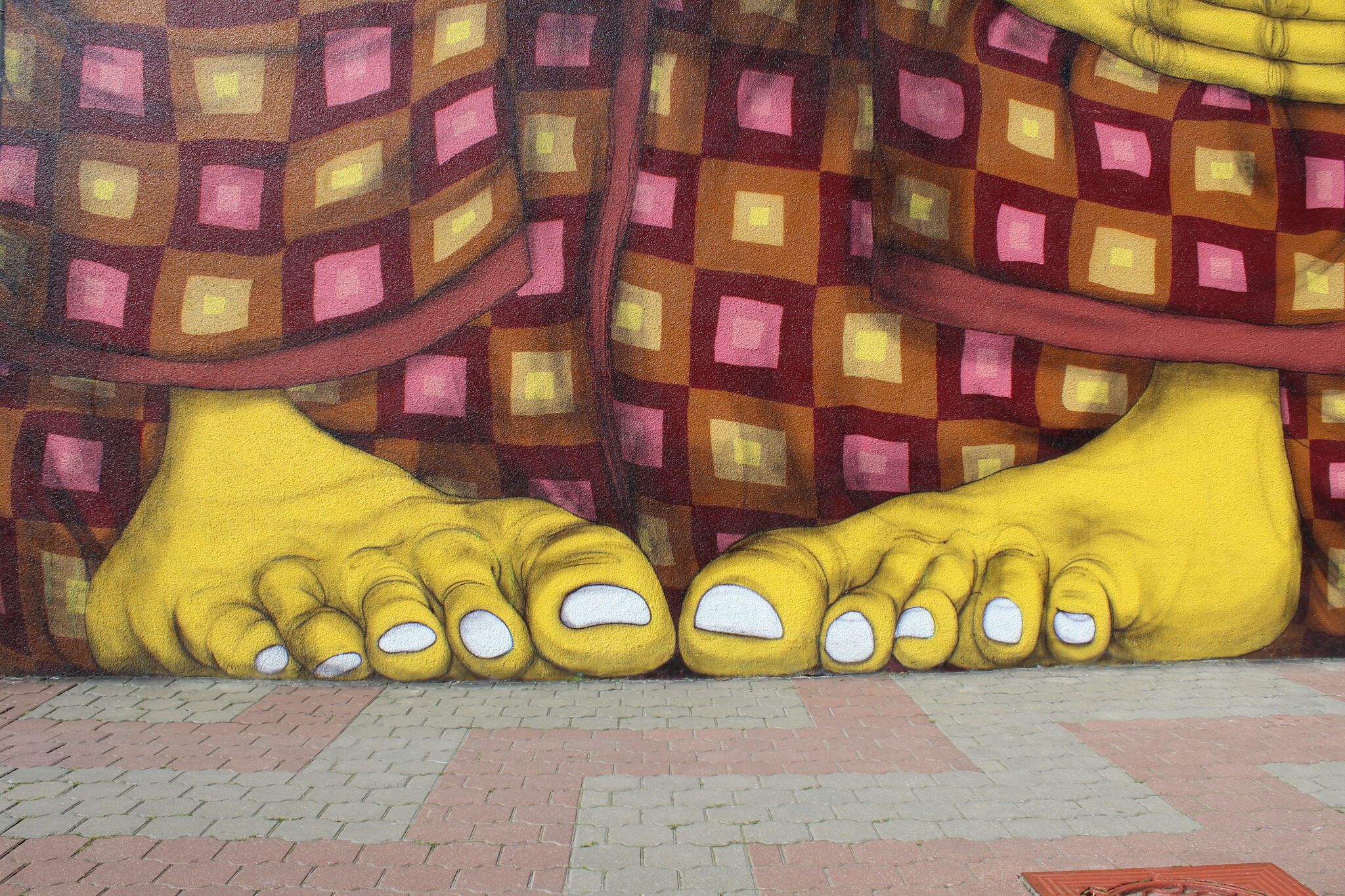 Os Gemeos&mdash;The Minsk giant