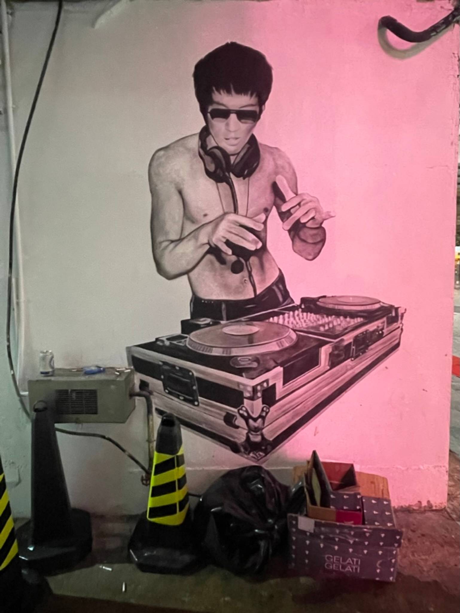 Unknown - Hong Kong&mdash;DJ Bruce Lee 