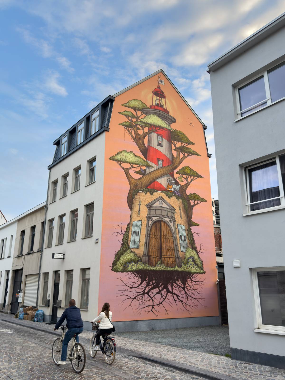 Gijs Vanhee—The First Light