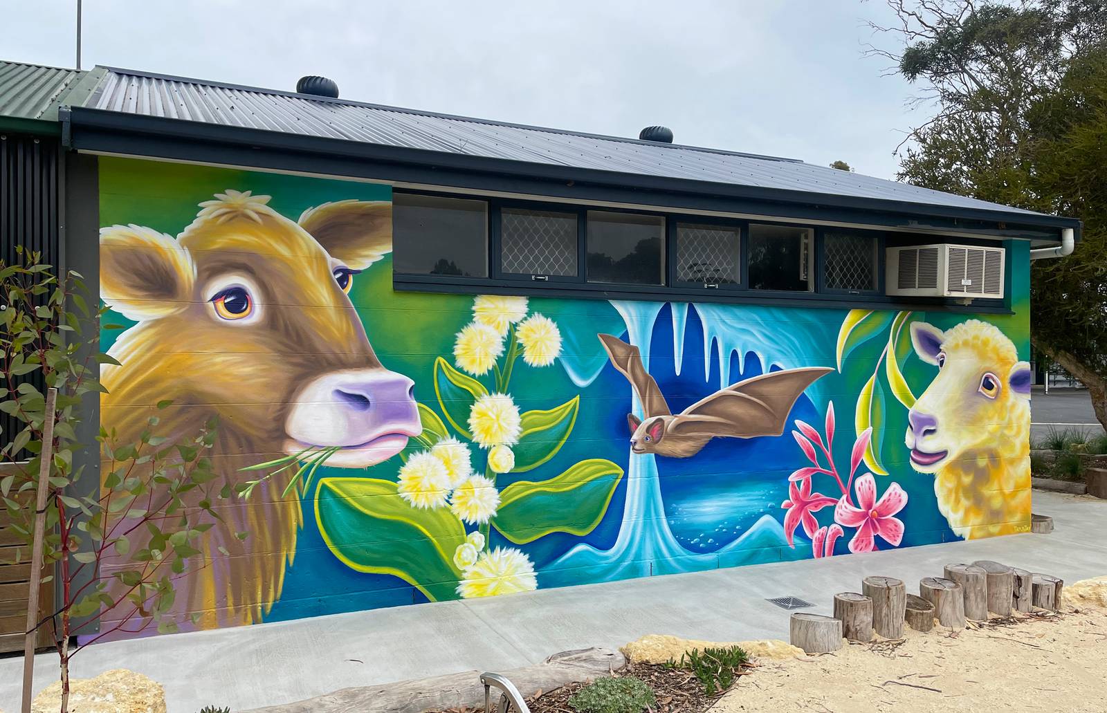 TaylrJay—Naracoorte South Primary School Mural