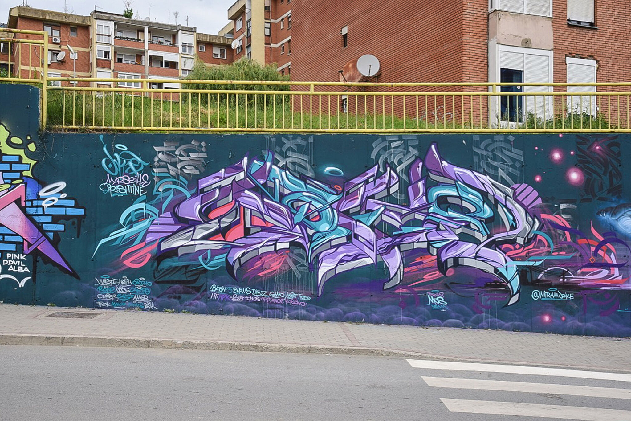 joke&mdash;Graffiti_Joke_FOR_MOS_Kosovo_2018