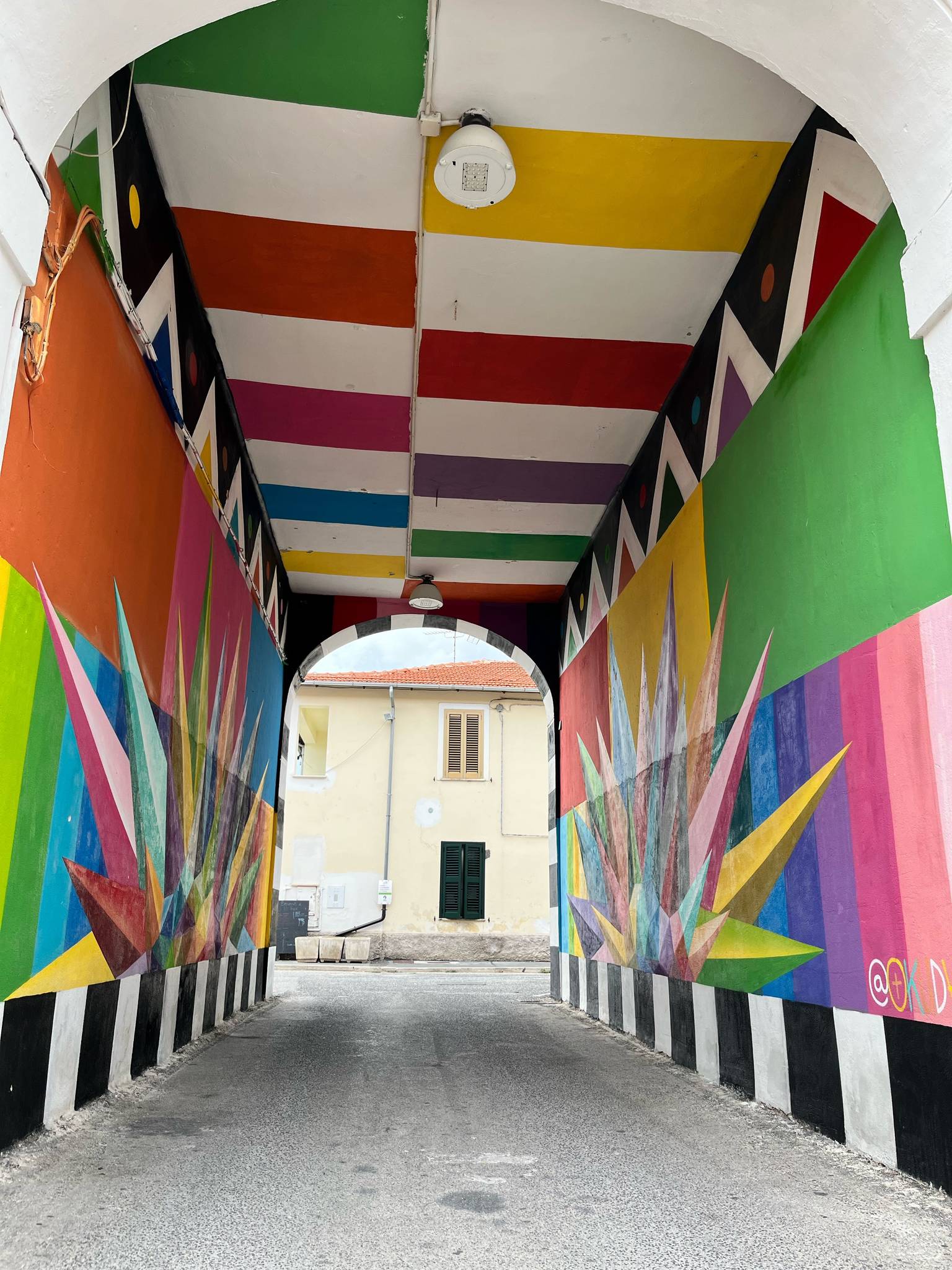 Okuda&mdash;Illuminary Palace 