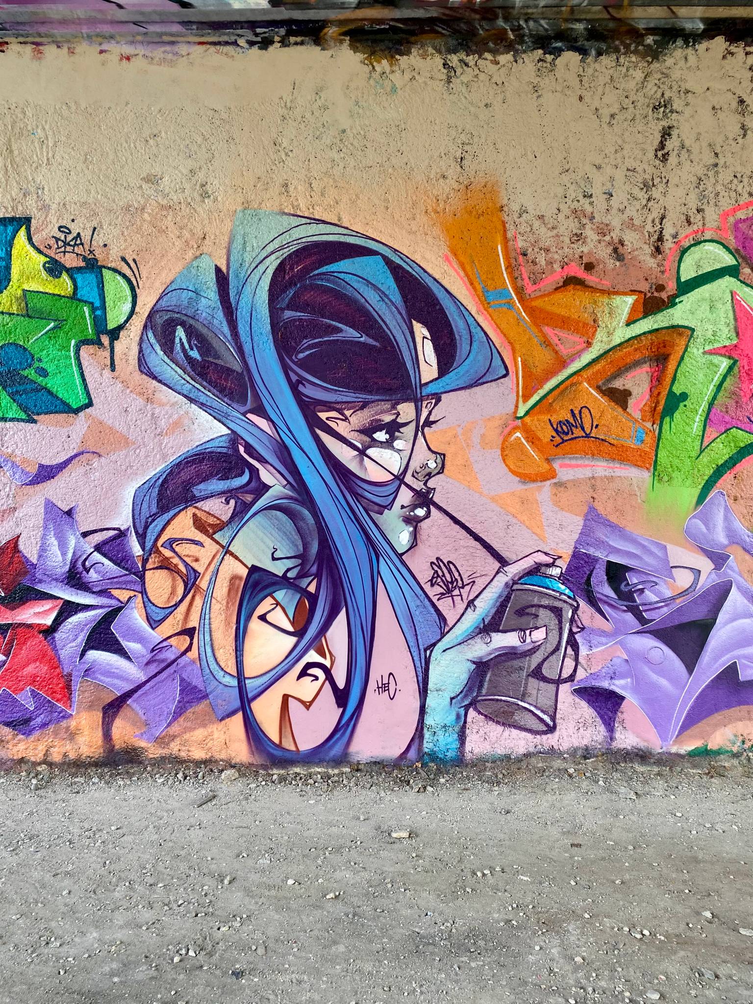 Esper&mdash;Lady graffiti 