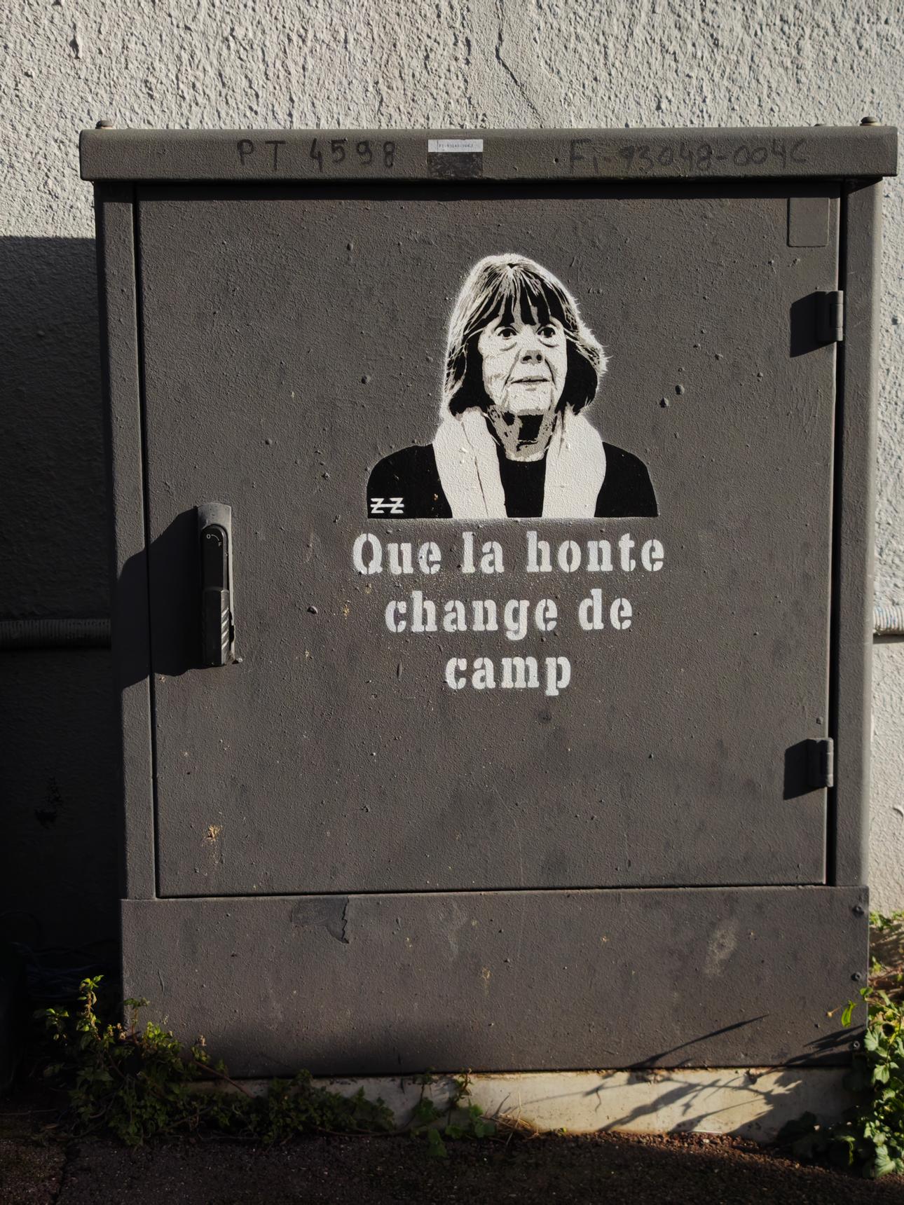 ZZ Poche—Que La Honte Change De Camp