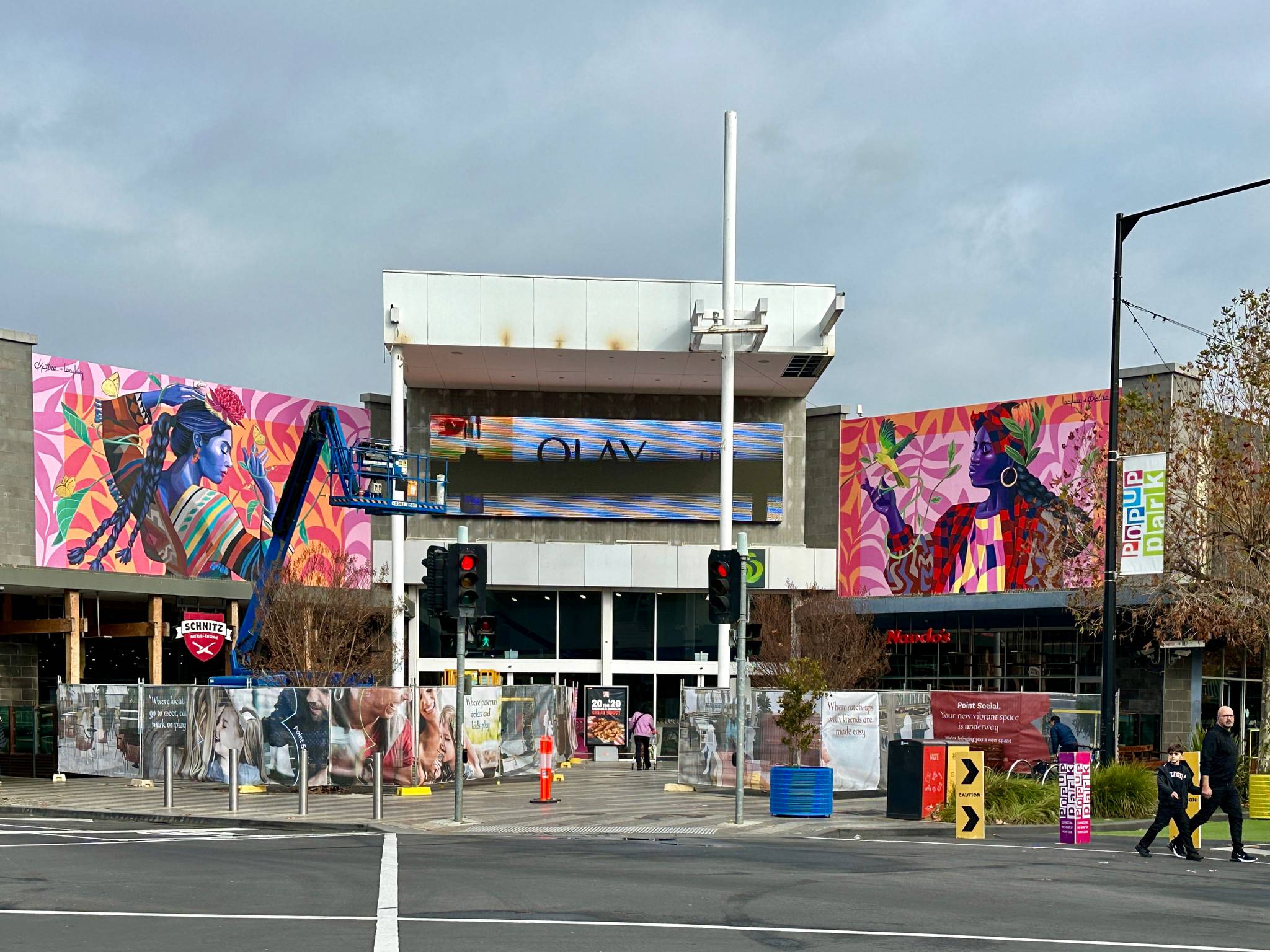 Lucy Lucy, Katira Art&mdash;Stockland