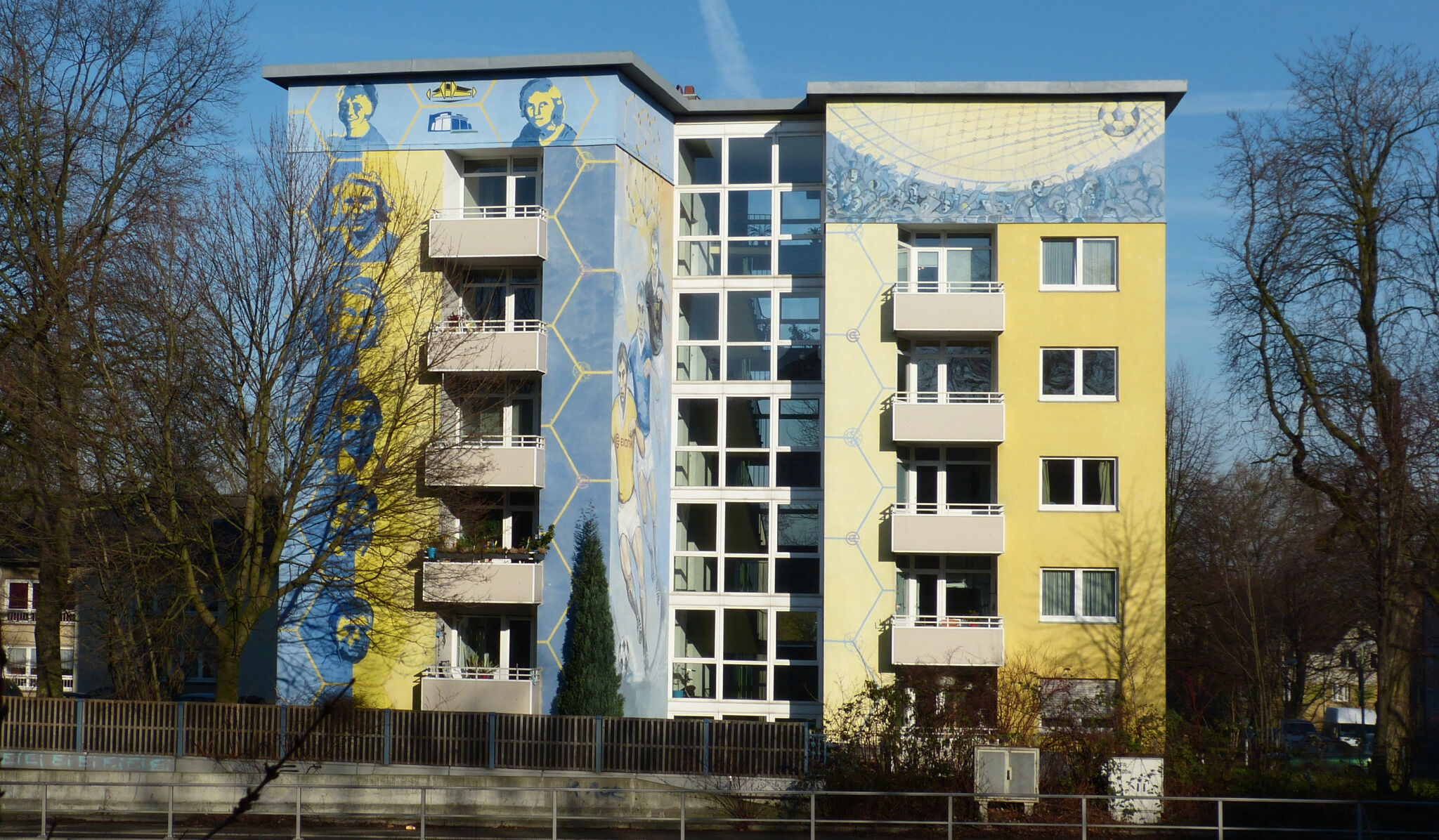 Miroslav Lazović&mdash;Appartment block