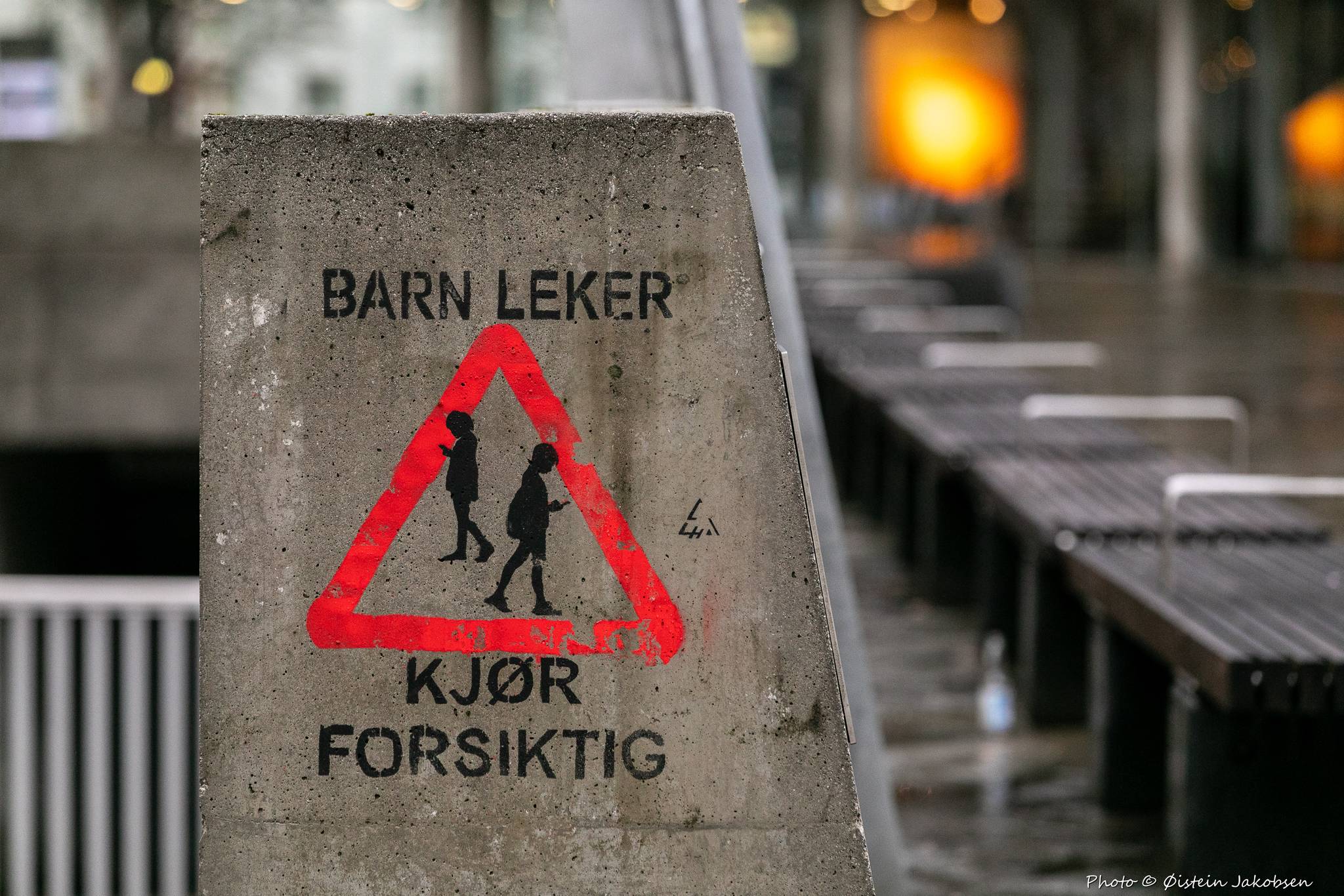 EHA&mdash;Barn Leker Kjør forsiktig