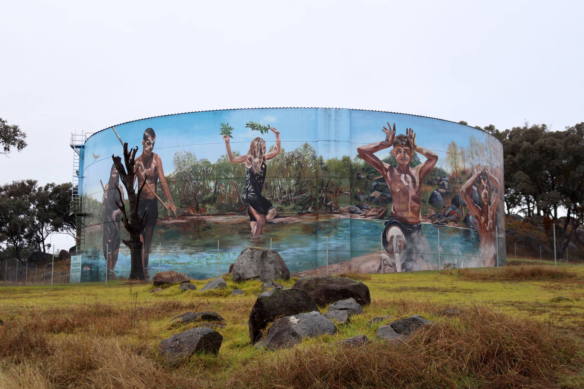 Drapl, The Zookeeper, The Brightsiders&mdash;Cowra POW Water Tank Mural