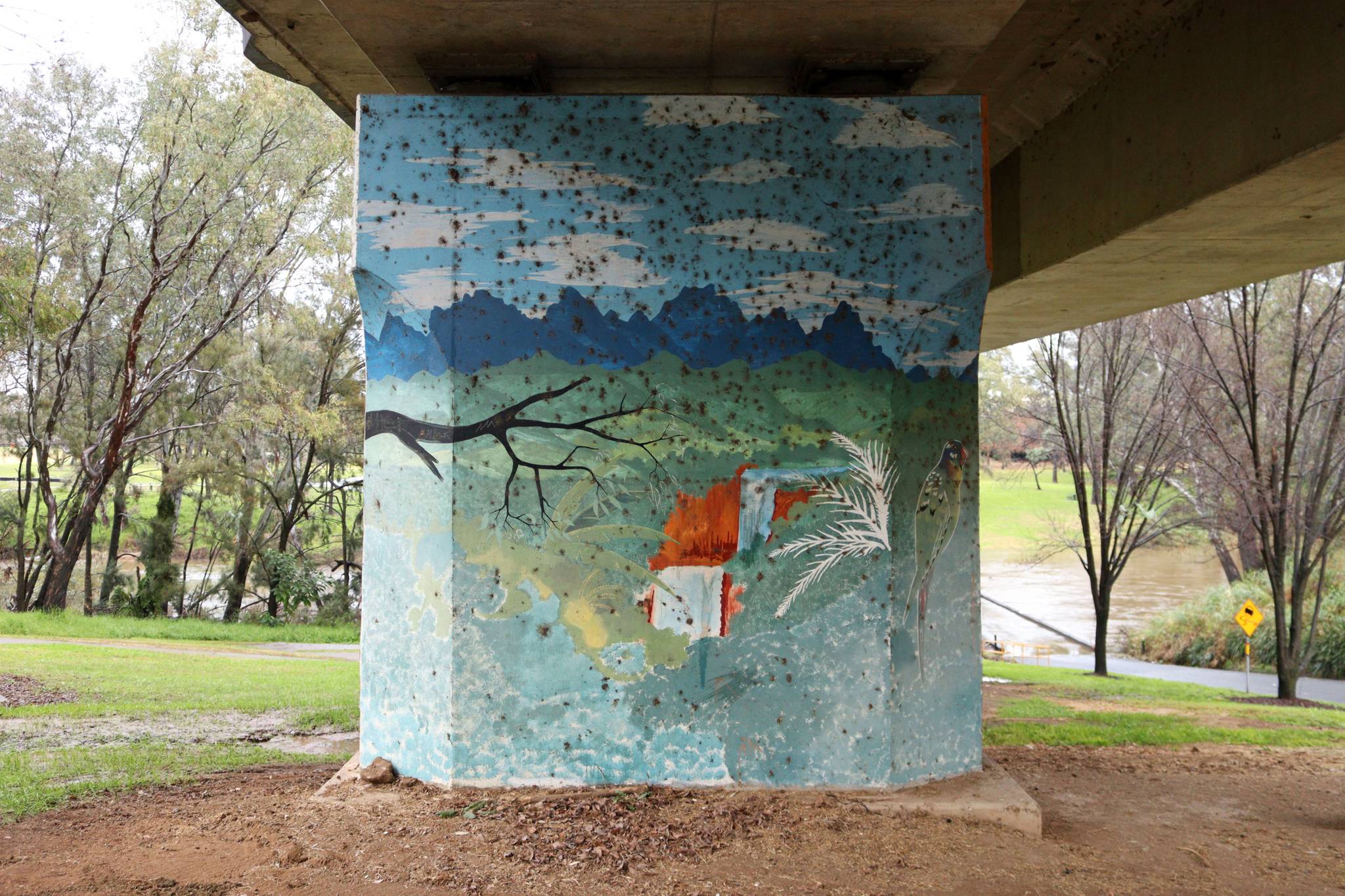 Kym Freeman&mdash;Cowra Bridge Pylons