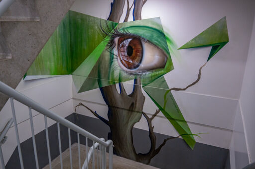 Stairway tree of eyes