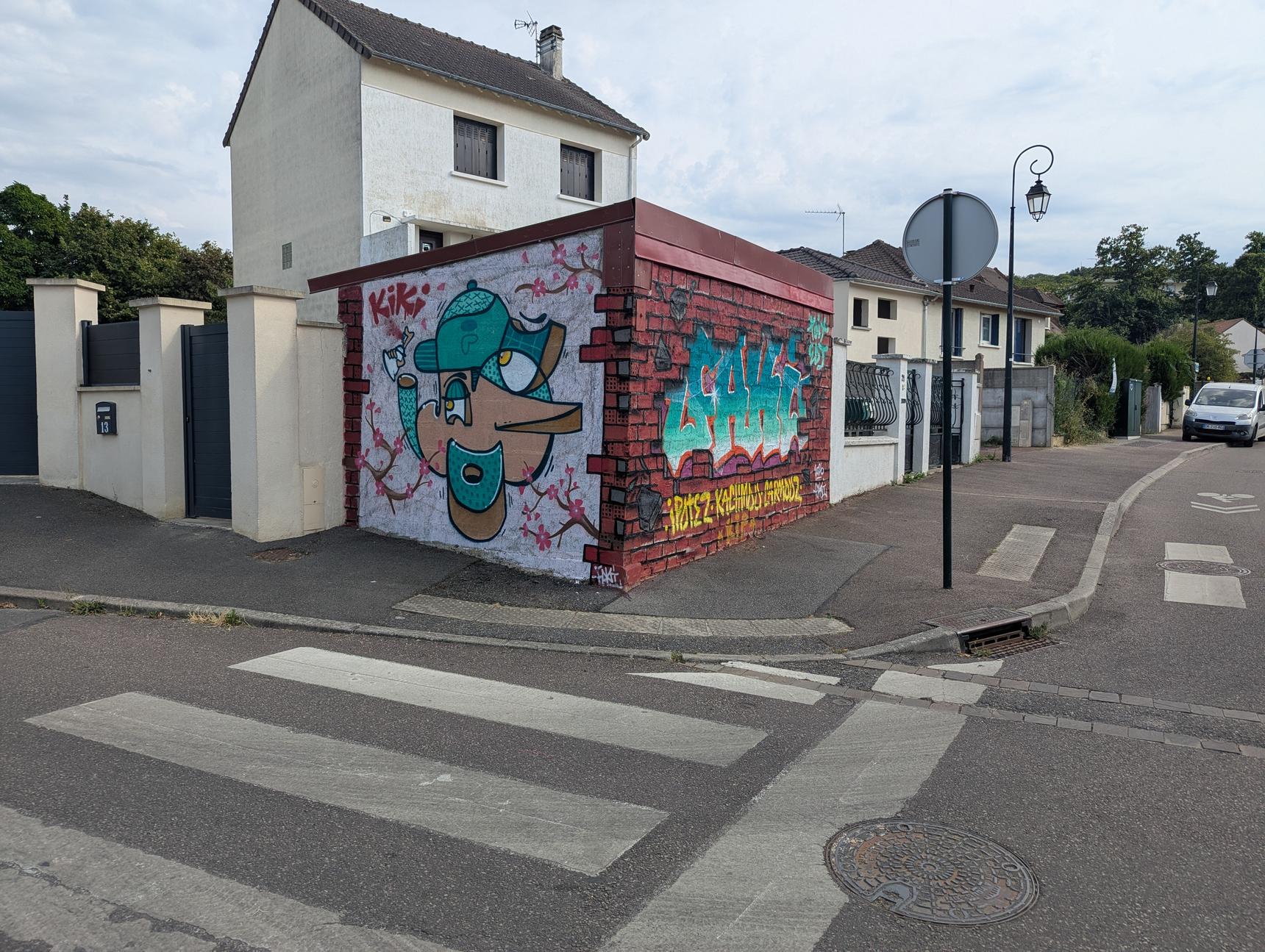 Faki Monsieur EIFE—Pour Kiki