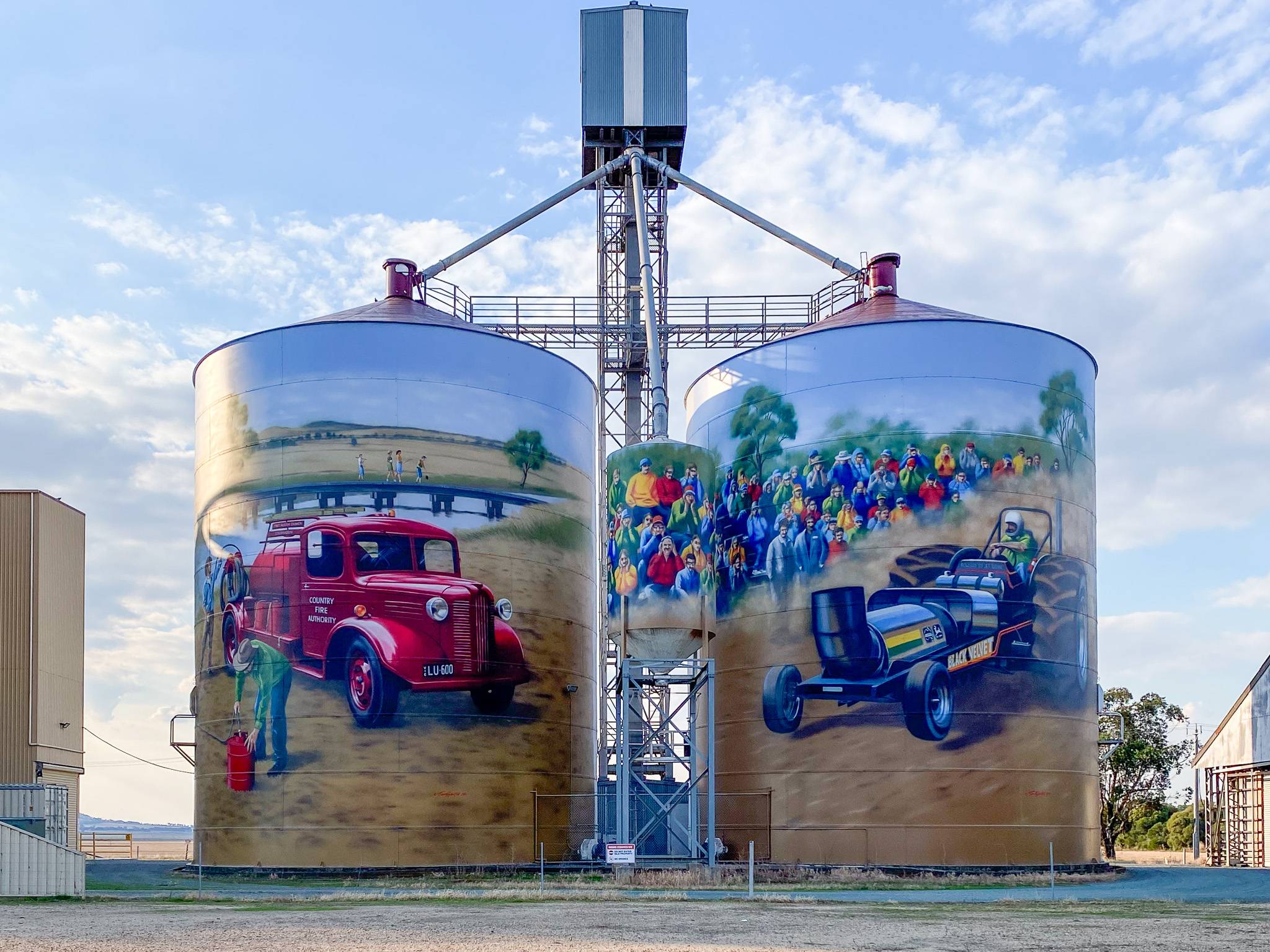 Tim Bowtell&mdash;Colbinabbin Silo Art