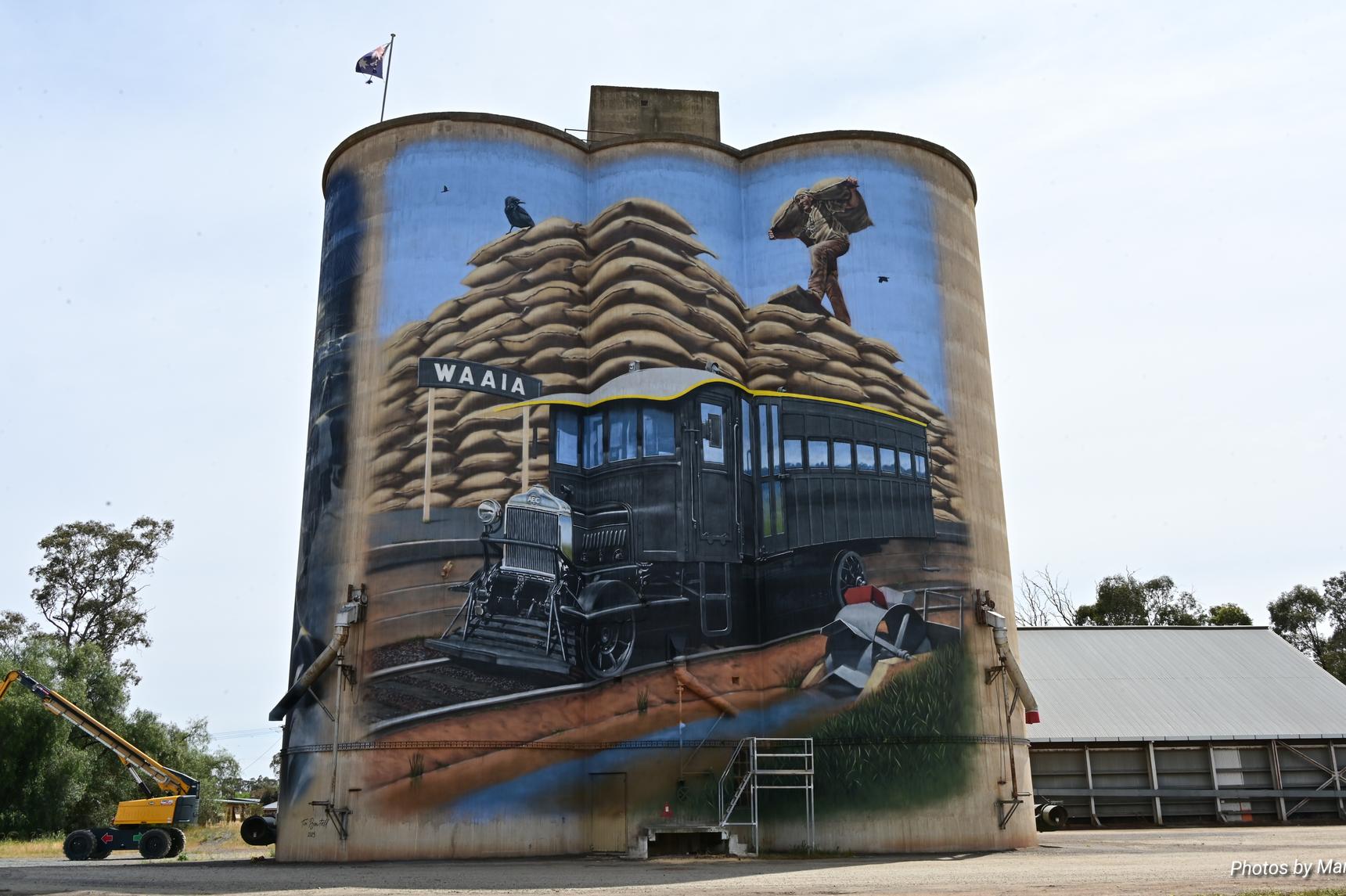 Tim Bowtell—Waaia Silo Art - Silo 2