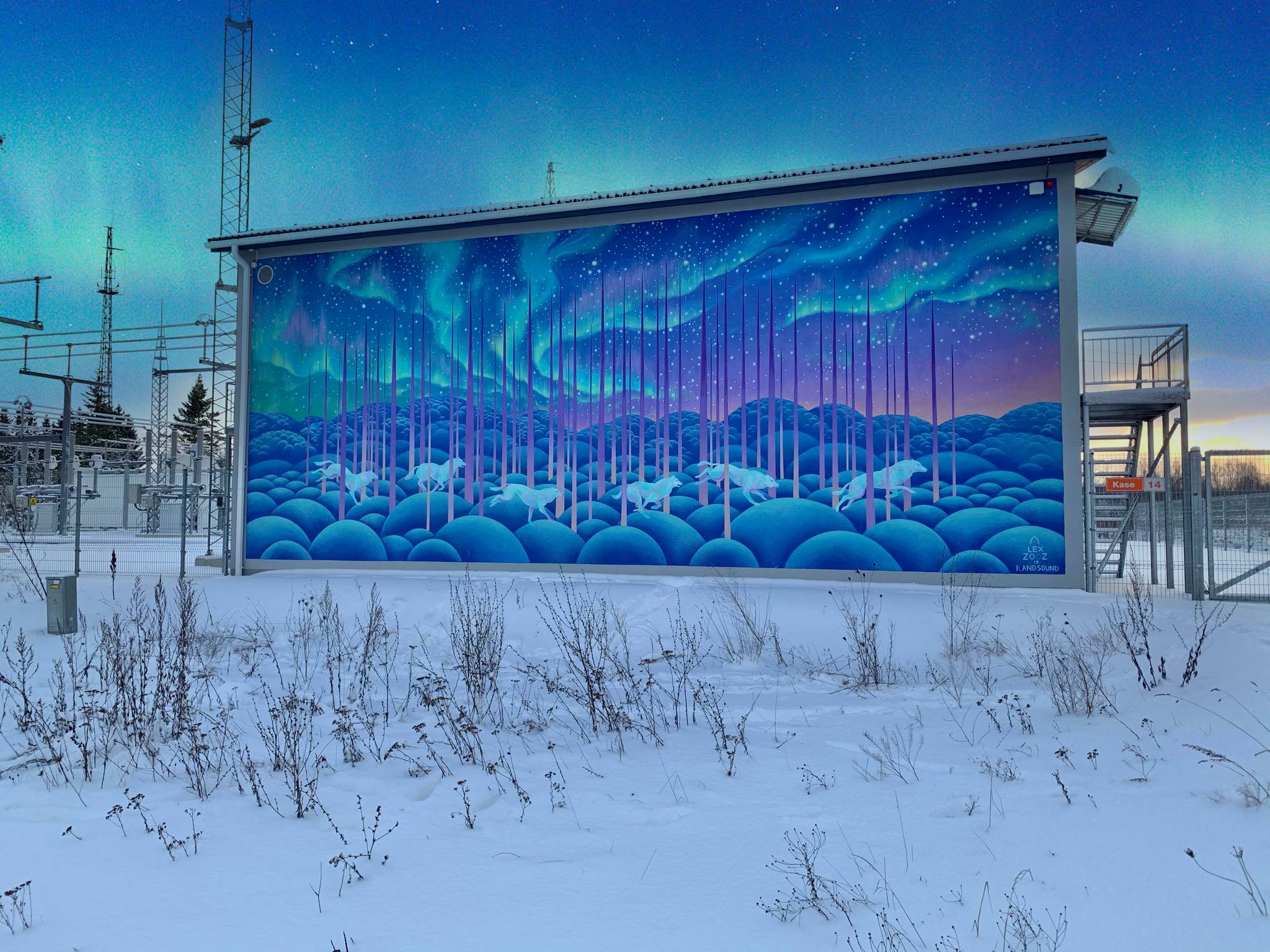 Lex Zooz&mdash;Mural “Polar wolves”