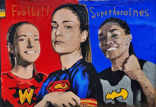 super heroines