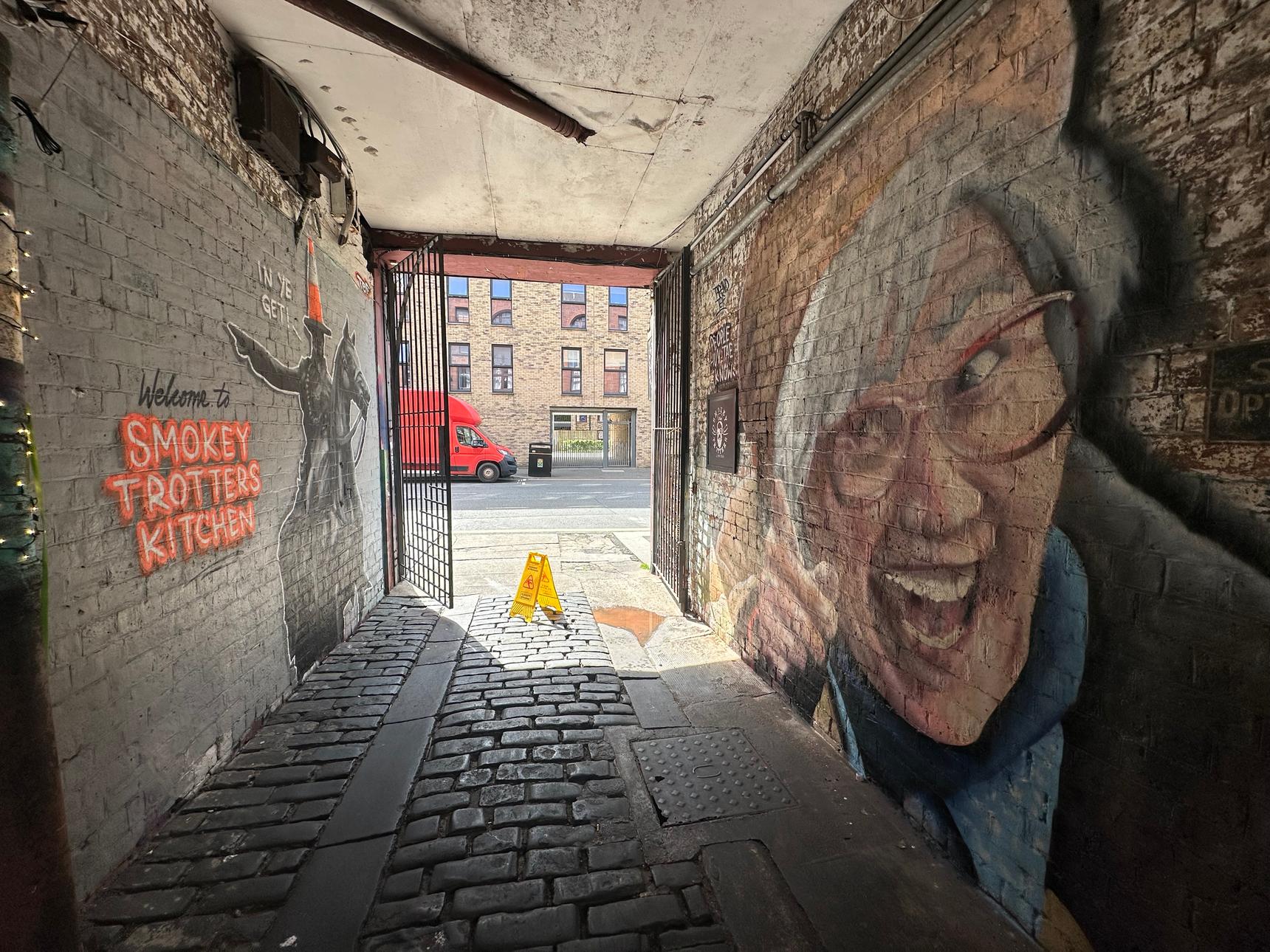 Tef 94, Negative Destination—People Huv Tae Know