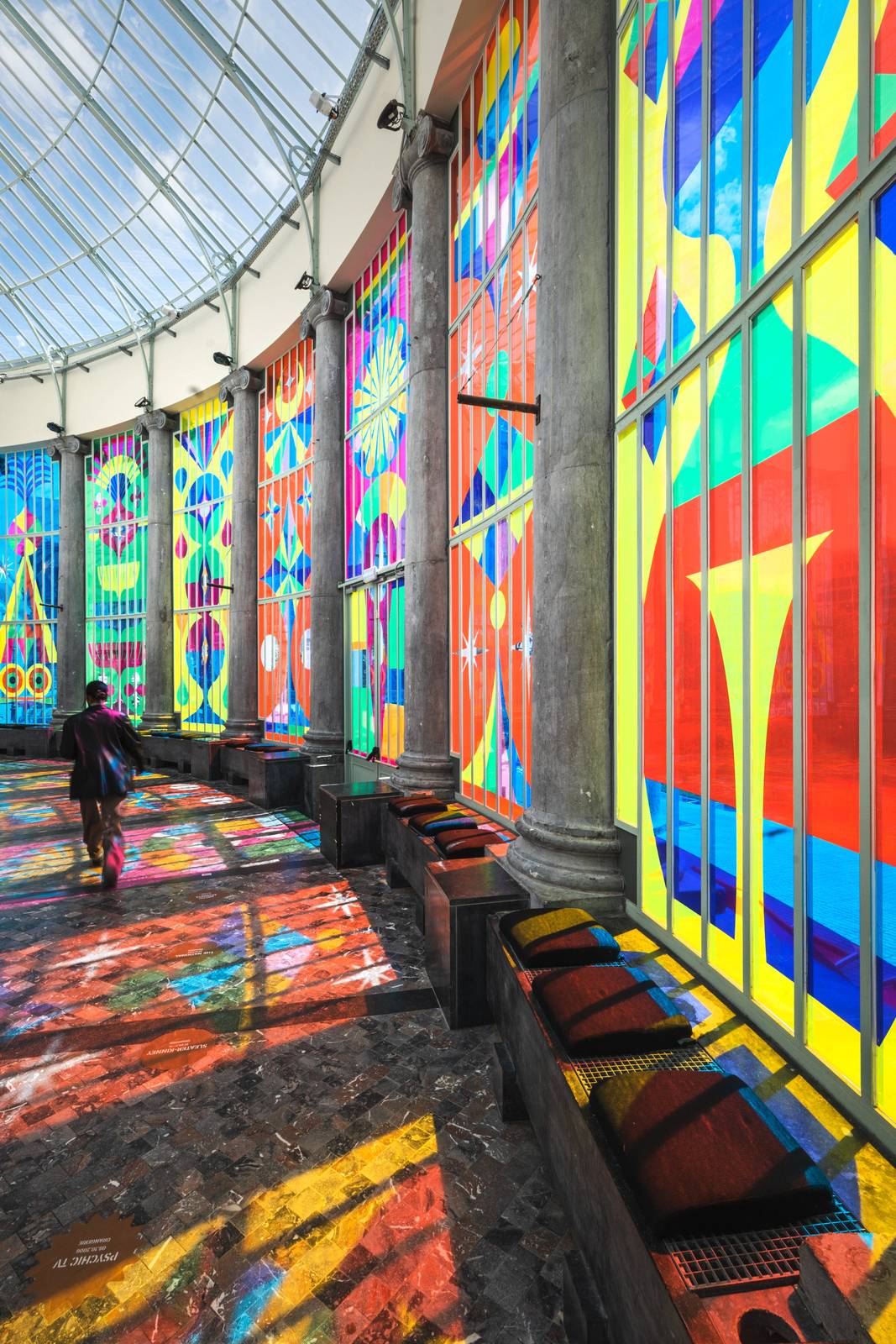 HELL'O—In-situ installation