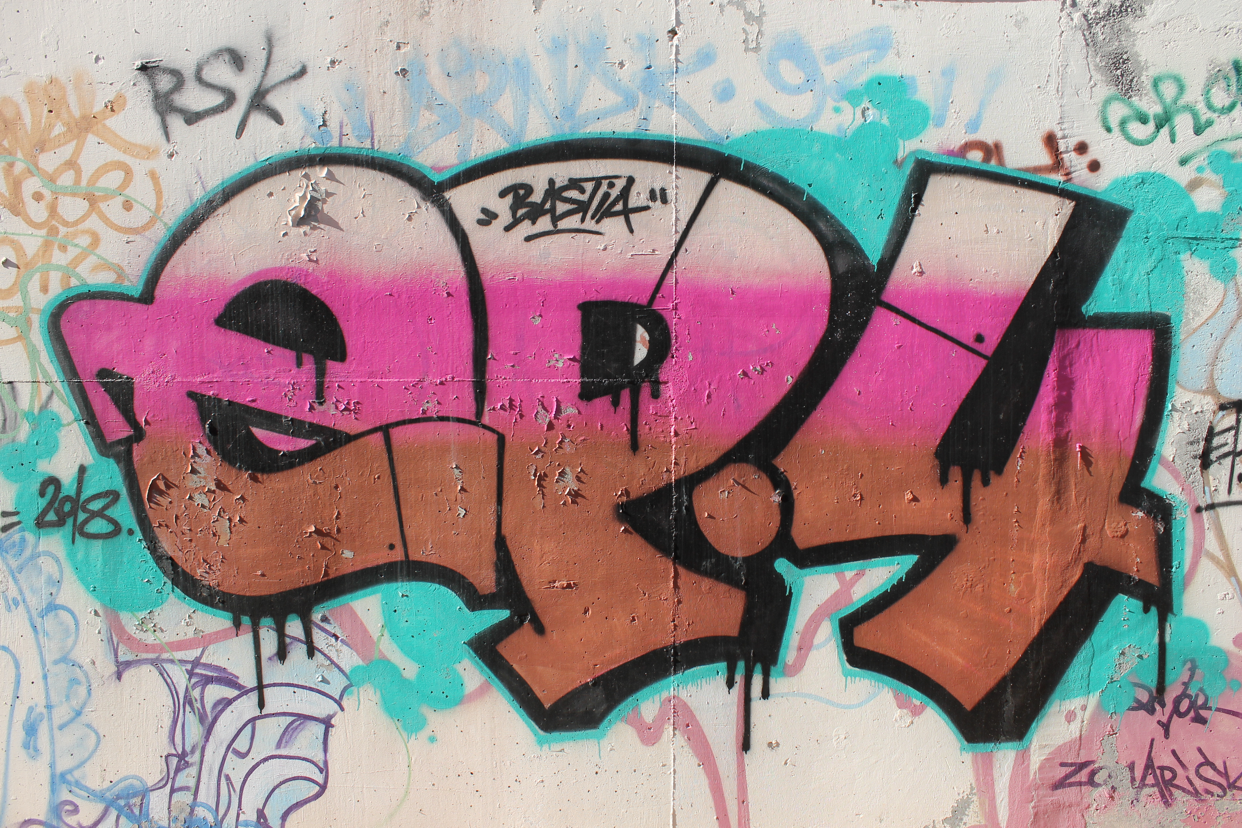 Graffiti Zone by Pokus - Street Art Cities