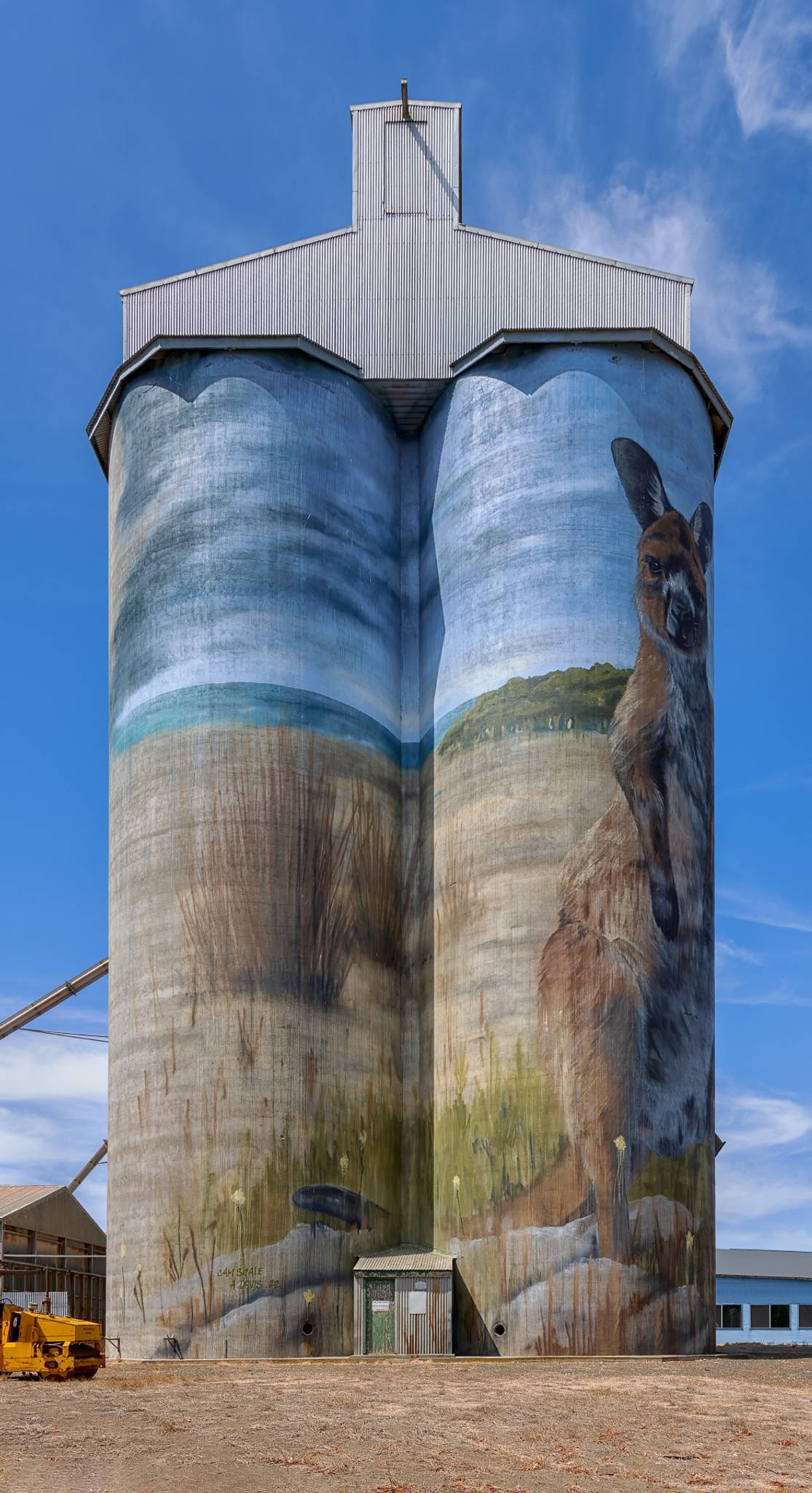 Cam Scale, Andrew Davis&mdash;Kingscote Silo Art