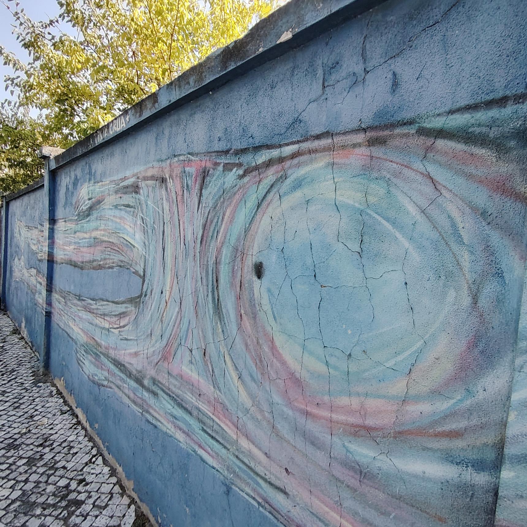 Tinta Crua—Large Reclining Body