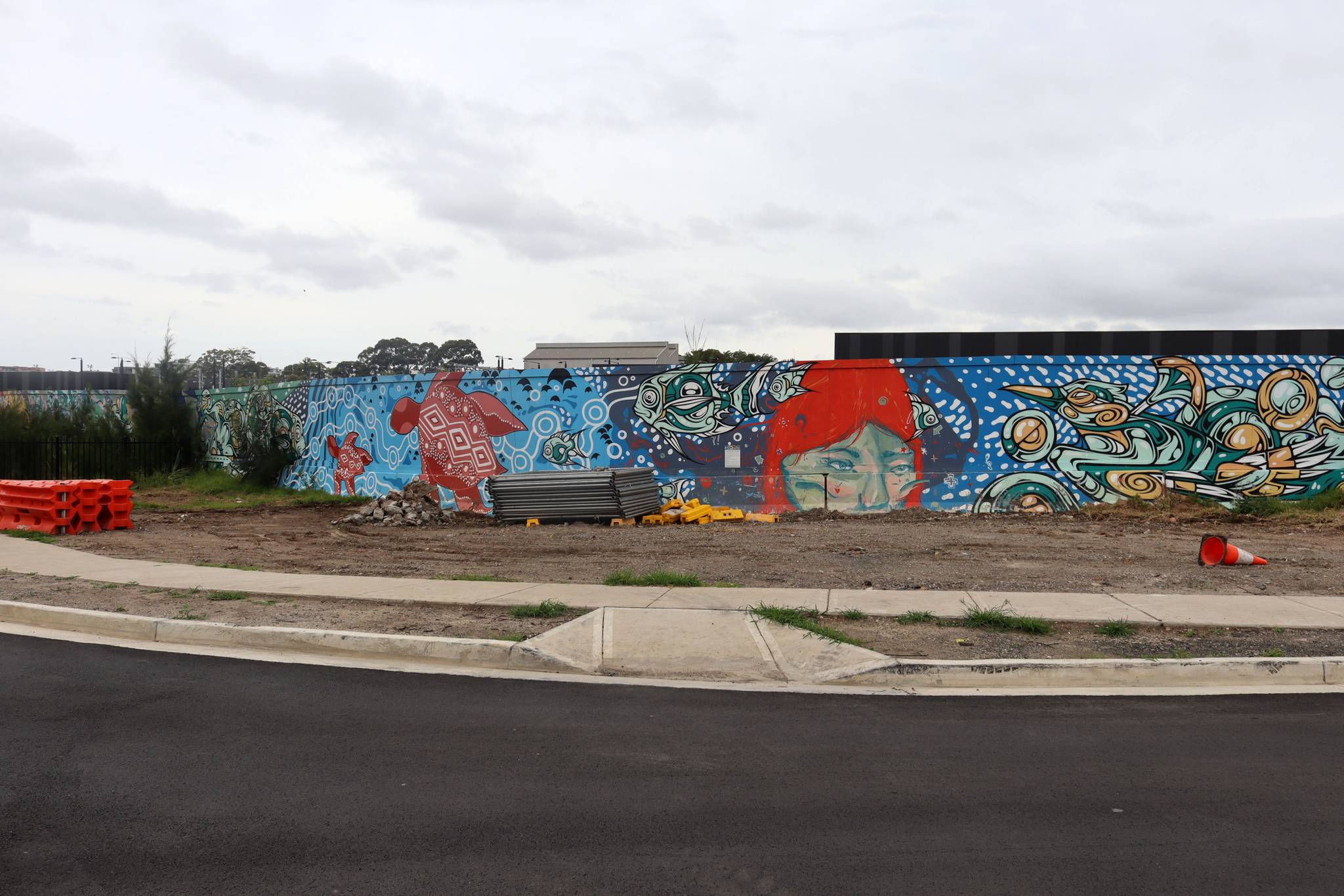 Ears, Joanne Cassady, Phibs&mdash;Marrickville Dive Site Mural