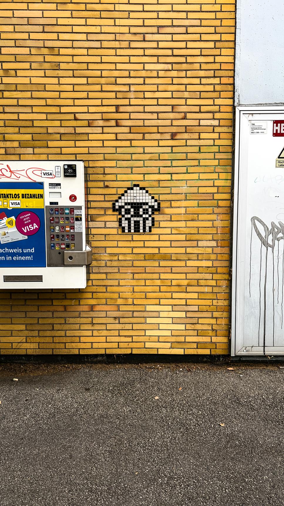 Unknown - Ludwigshafen—Blooper Squid