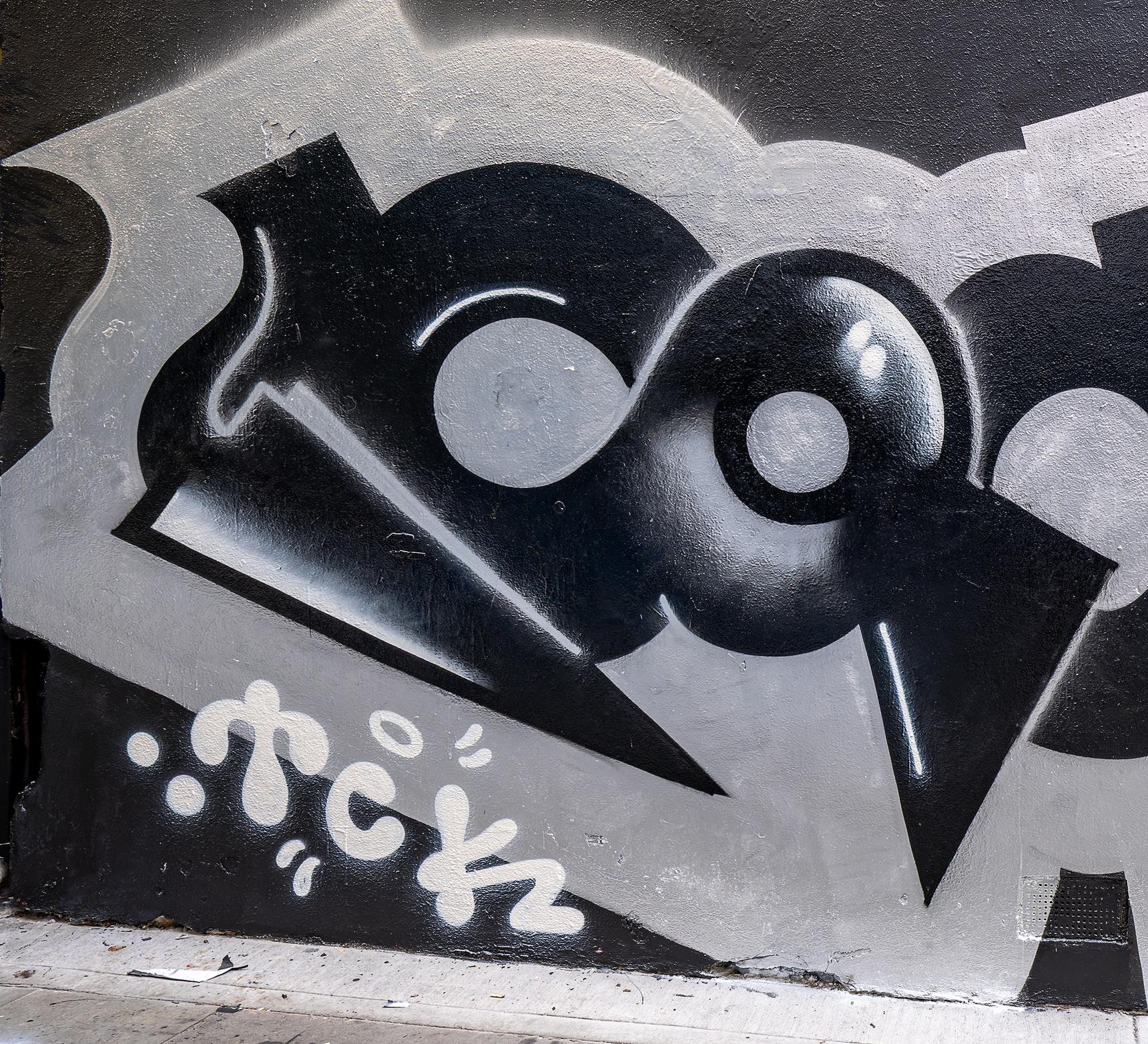 Baxter—Silver and Black
