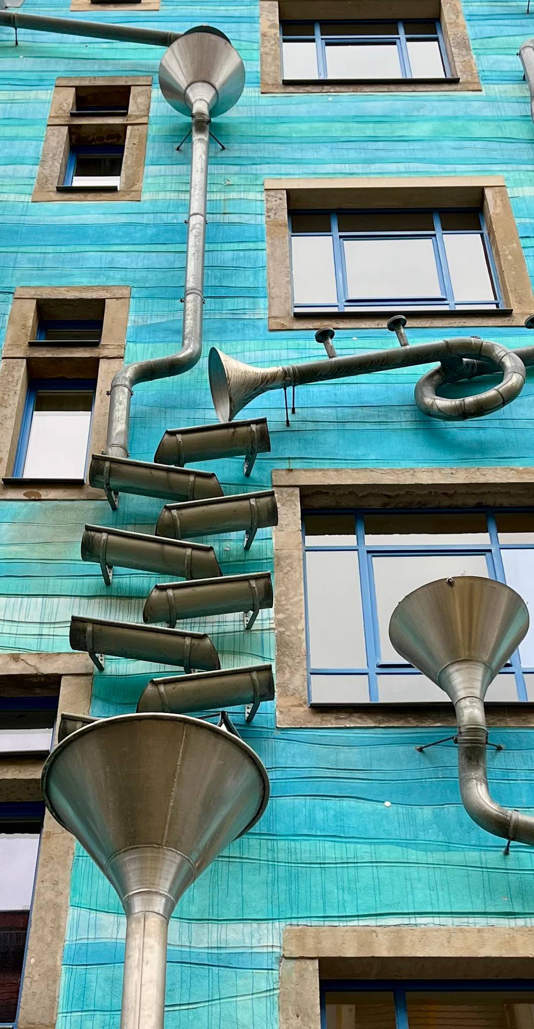 Christoph Roßner, Annette Paul, André Tempel&mdash;Hof der Elemente (Courtyard of Elements)