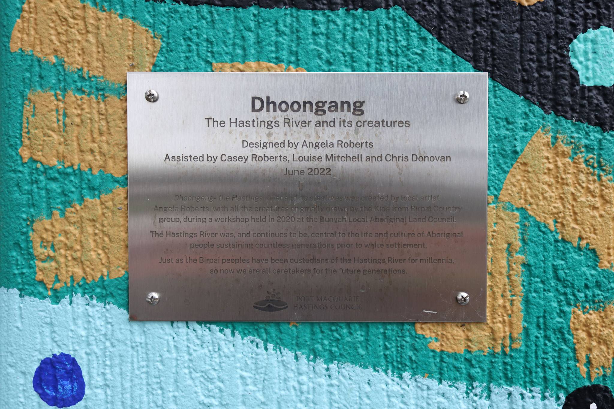 Angela Roberts, Casey Roberts, Louise Mitchell, Chris Donovan&mdash;Dhoongang