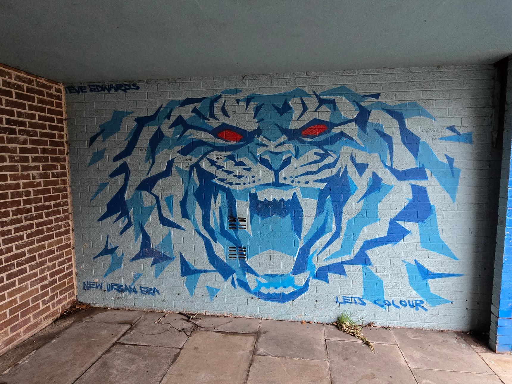 Graffoflarge—Let's Colour - Tigers