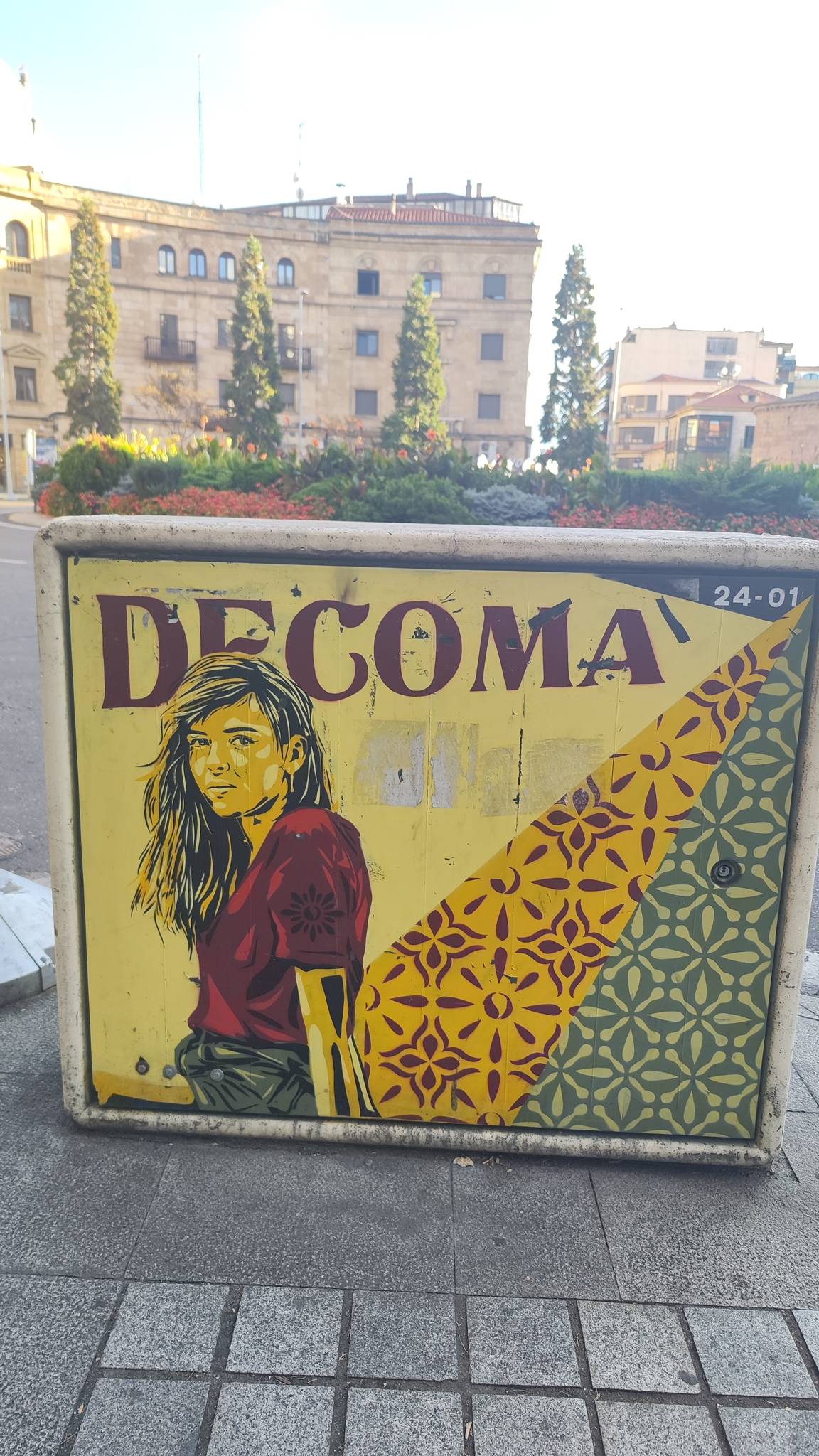 Decoma&mdash;La joven