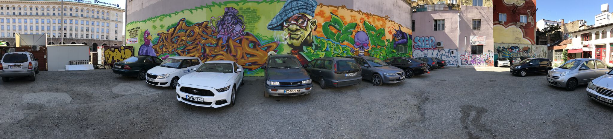 Nash, Kostur, Akes, Rays, Scape, See, Zefo, meth, Glow, Gana&mdash;Graffiti Battle Mural