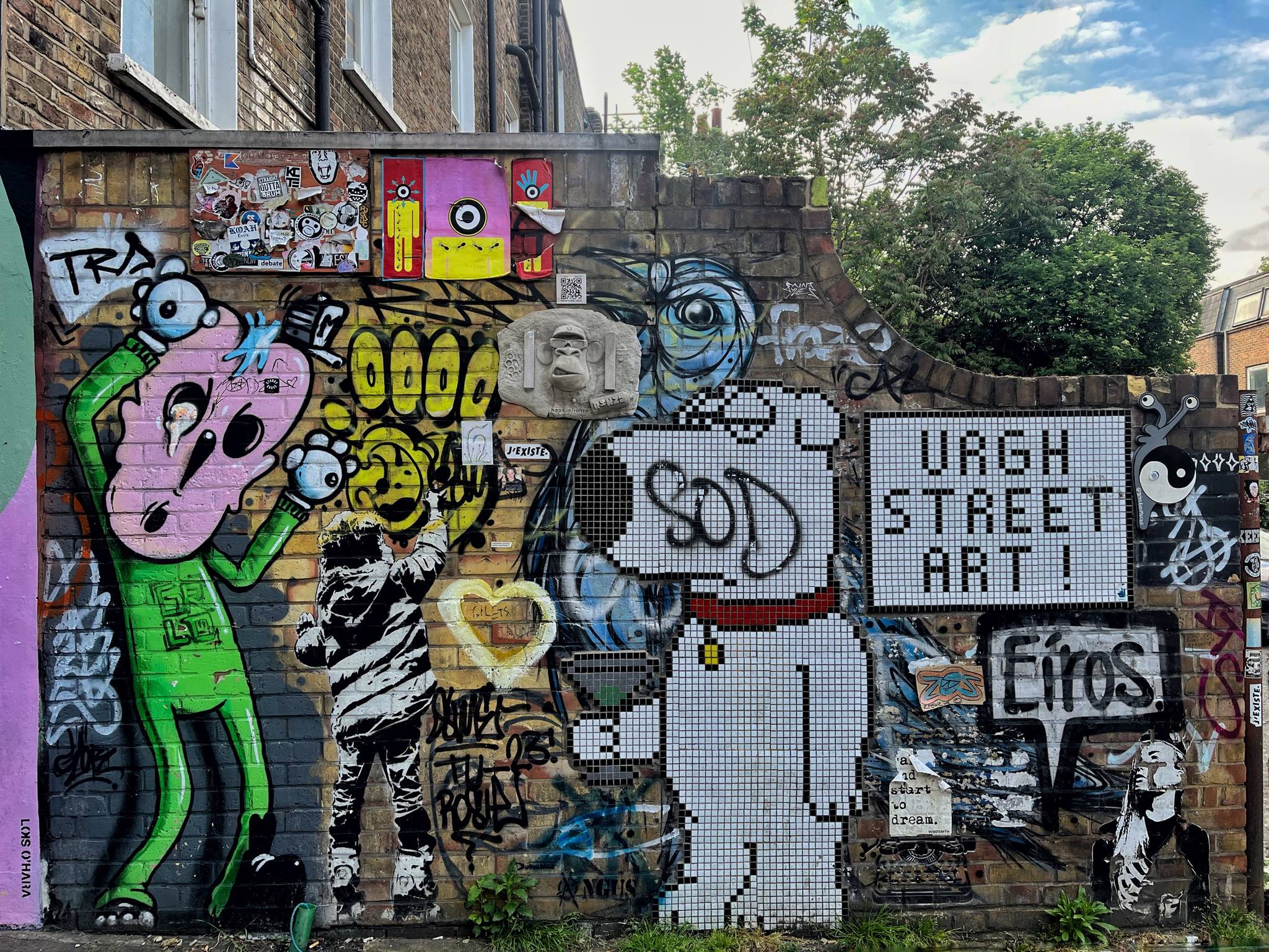 Angus&mdash;Urgh Street Art!