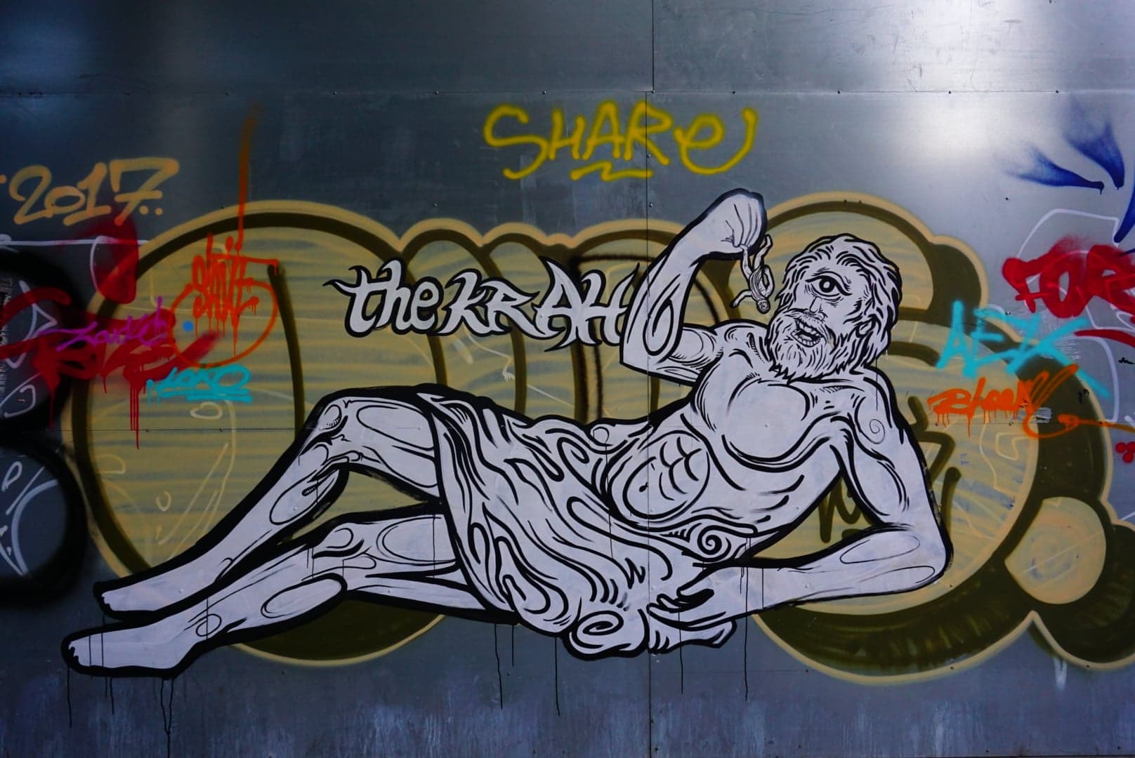 Cyclops by The Krah - Street Art Cities