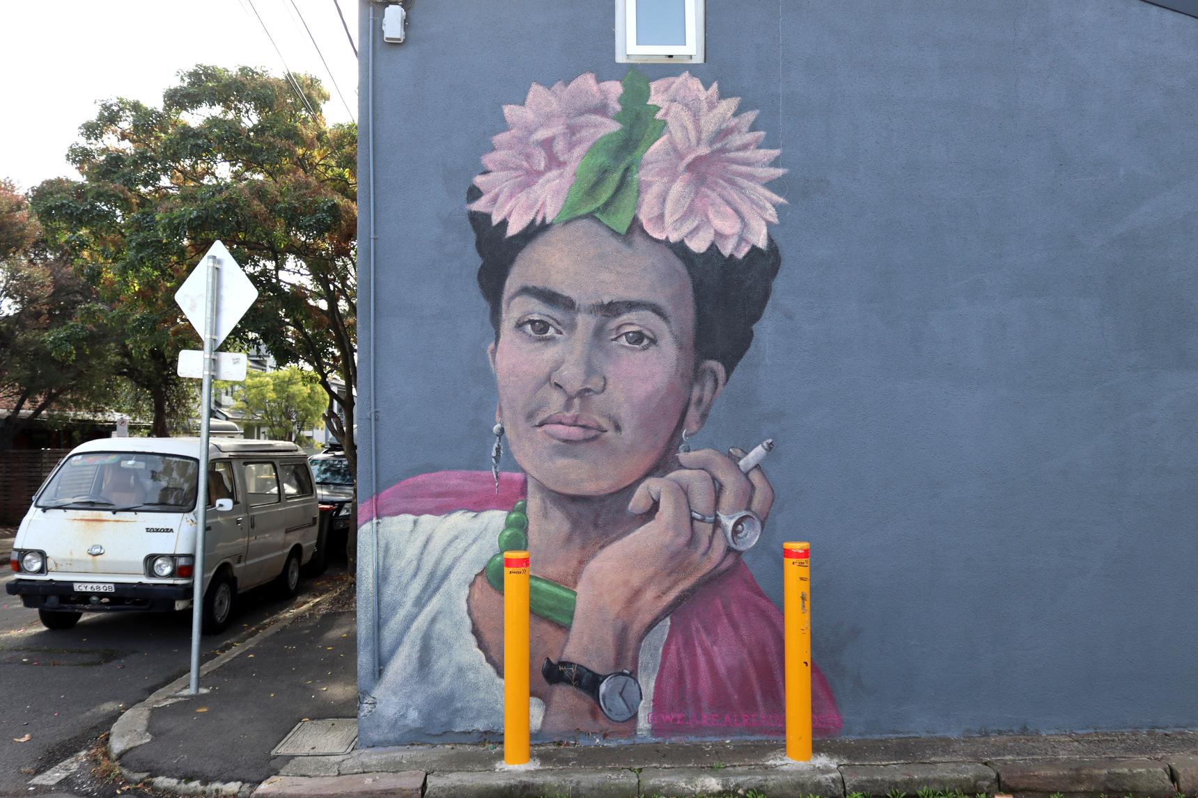 Oliver Wall—Frida