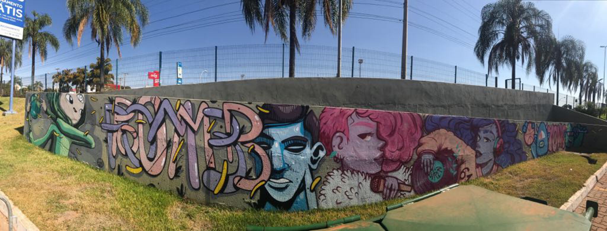 Yong, Pomb, Gurulino, Siren&mdash;Cool mural