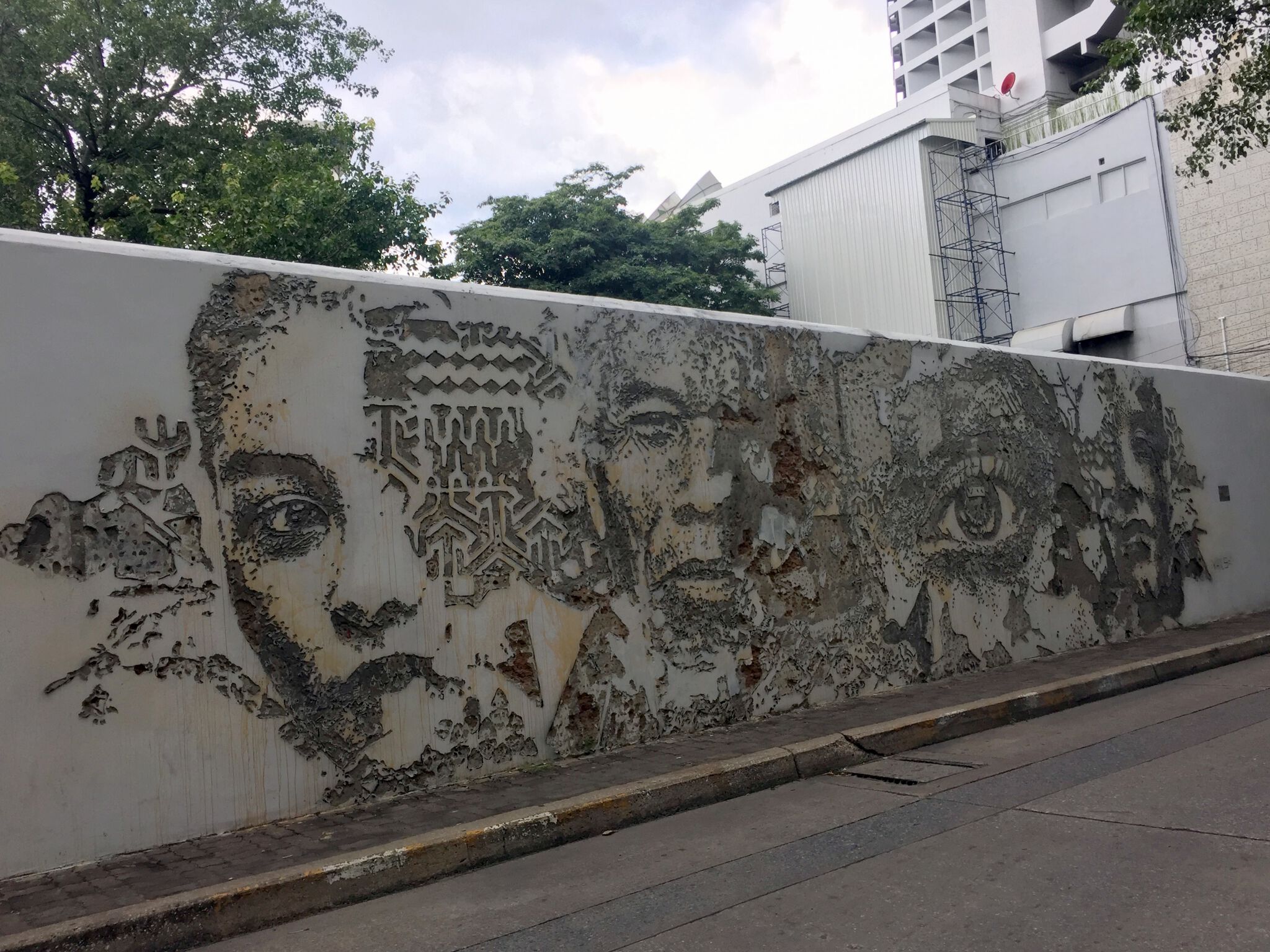 Vhils&mdash;Scratching the surface project