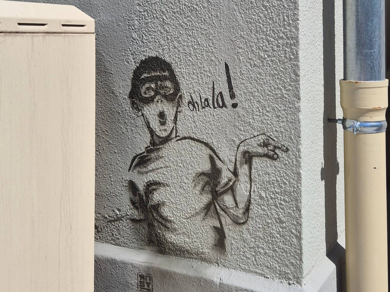 RNST—OH LA LA