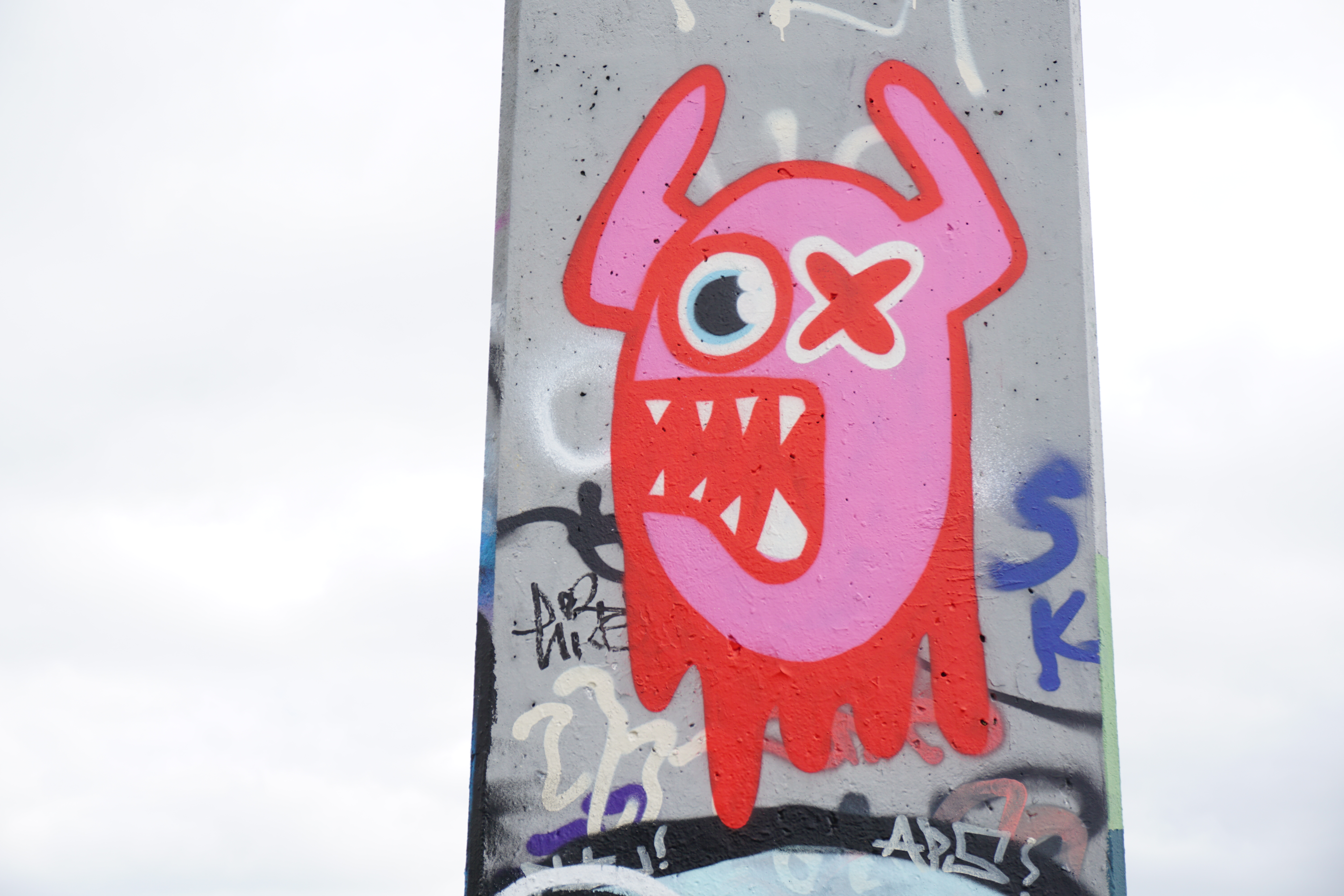 Ox Alien&mdash;Ox Alien invaded Arnhem
