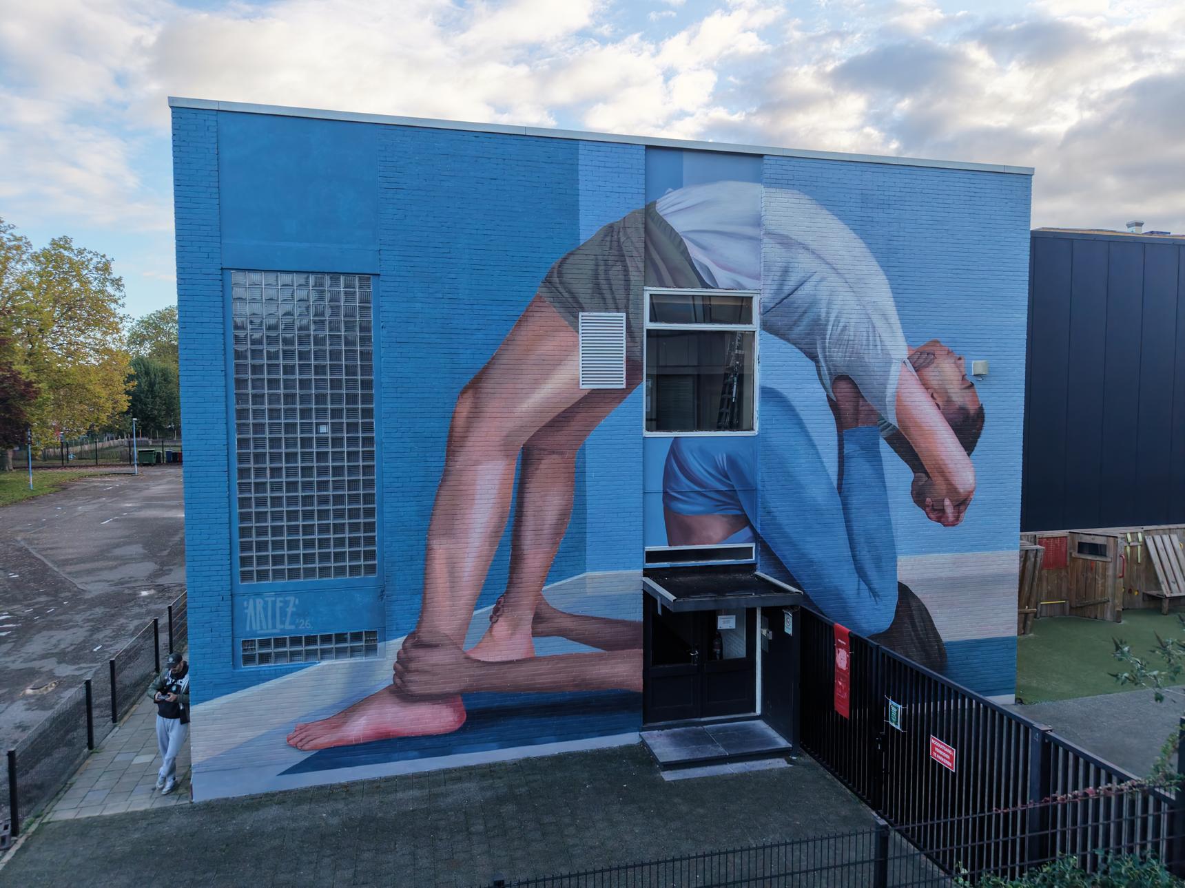 Artez—Simple Acrobatics