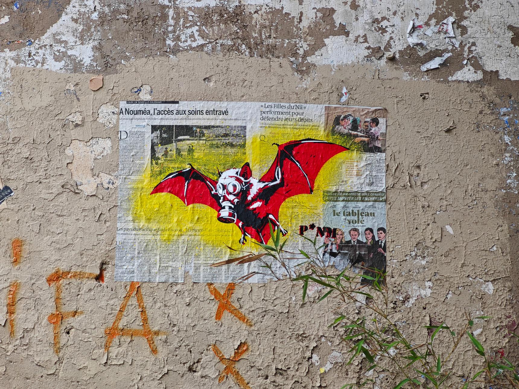Click Street Chauve Qui Peut ! by p*nm - Street Art Cities